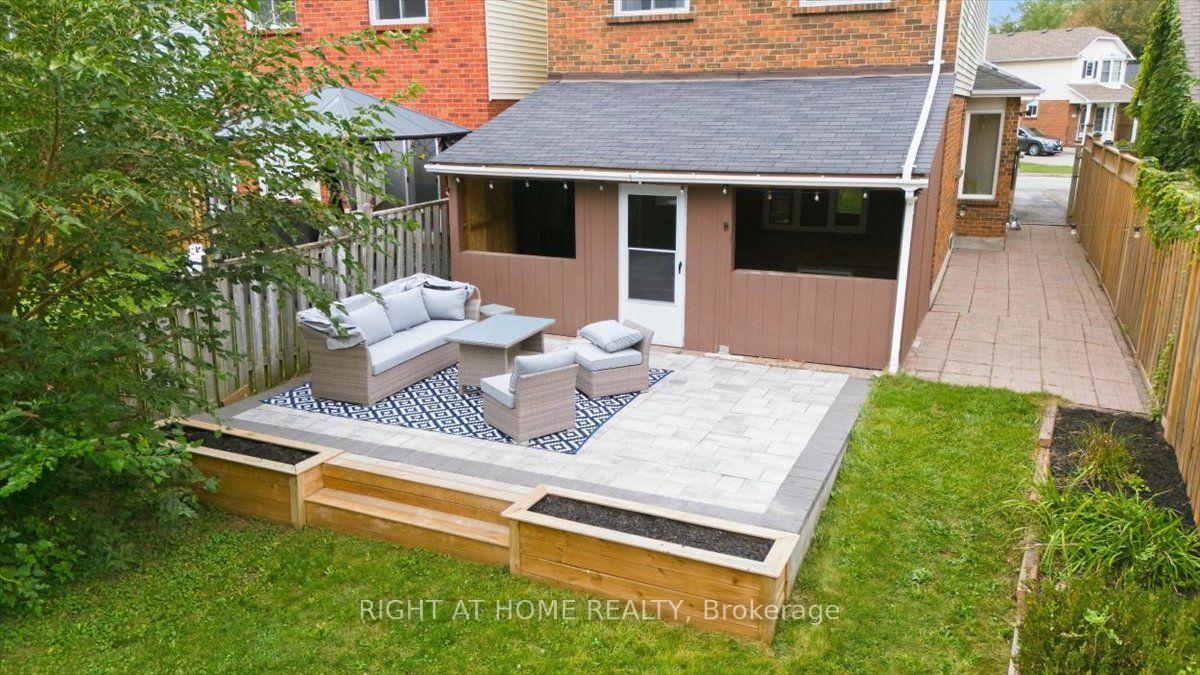 Photo 38 of 31 Prout Drive, Clarington, Bowmanville — HOMEH