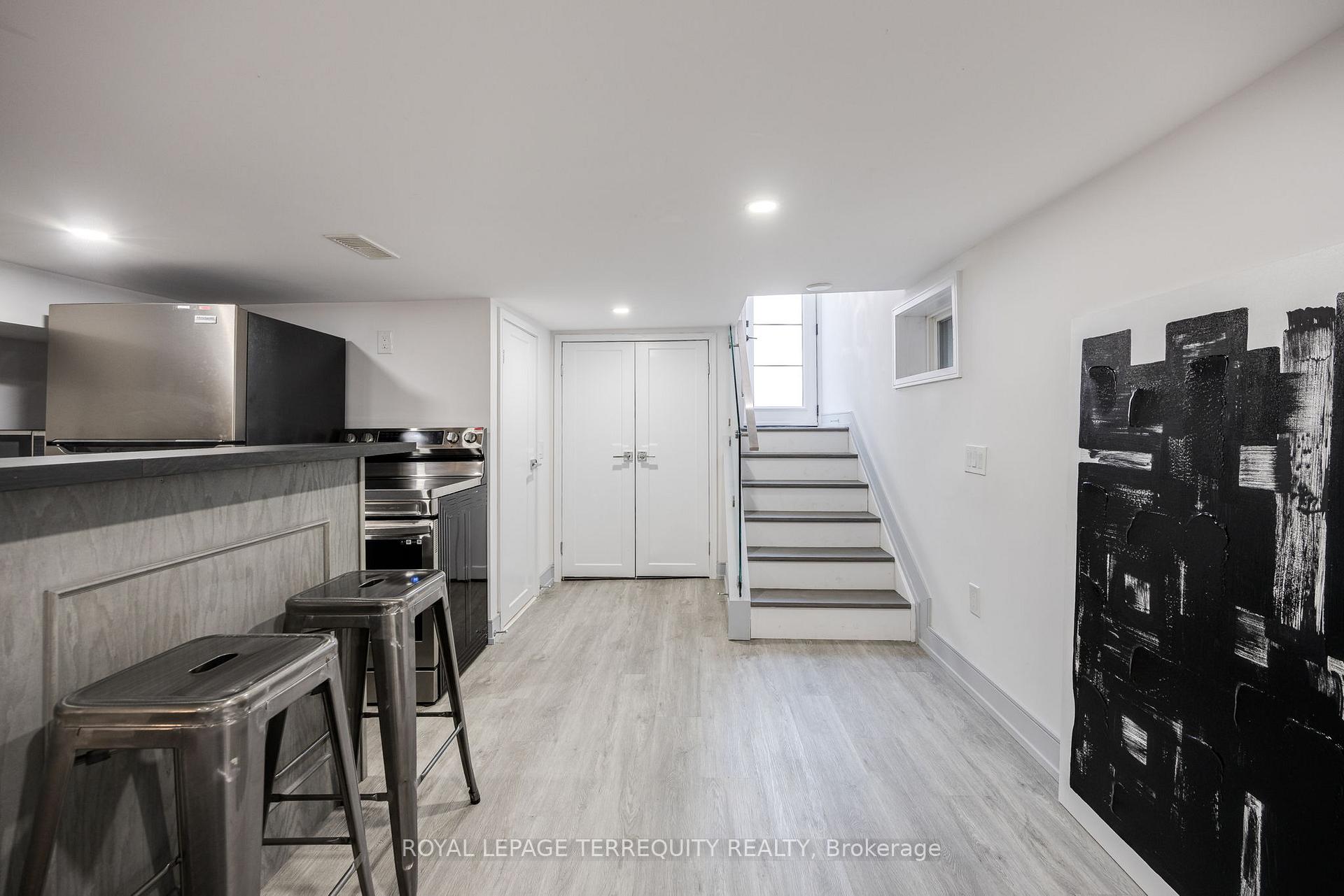 Photo 6 of Unit Bsmt, 668 Indian Road, Toronto, High Park North — HOMEH
