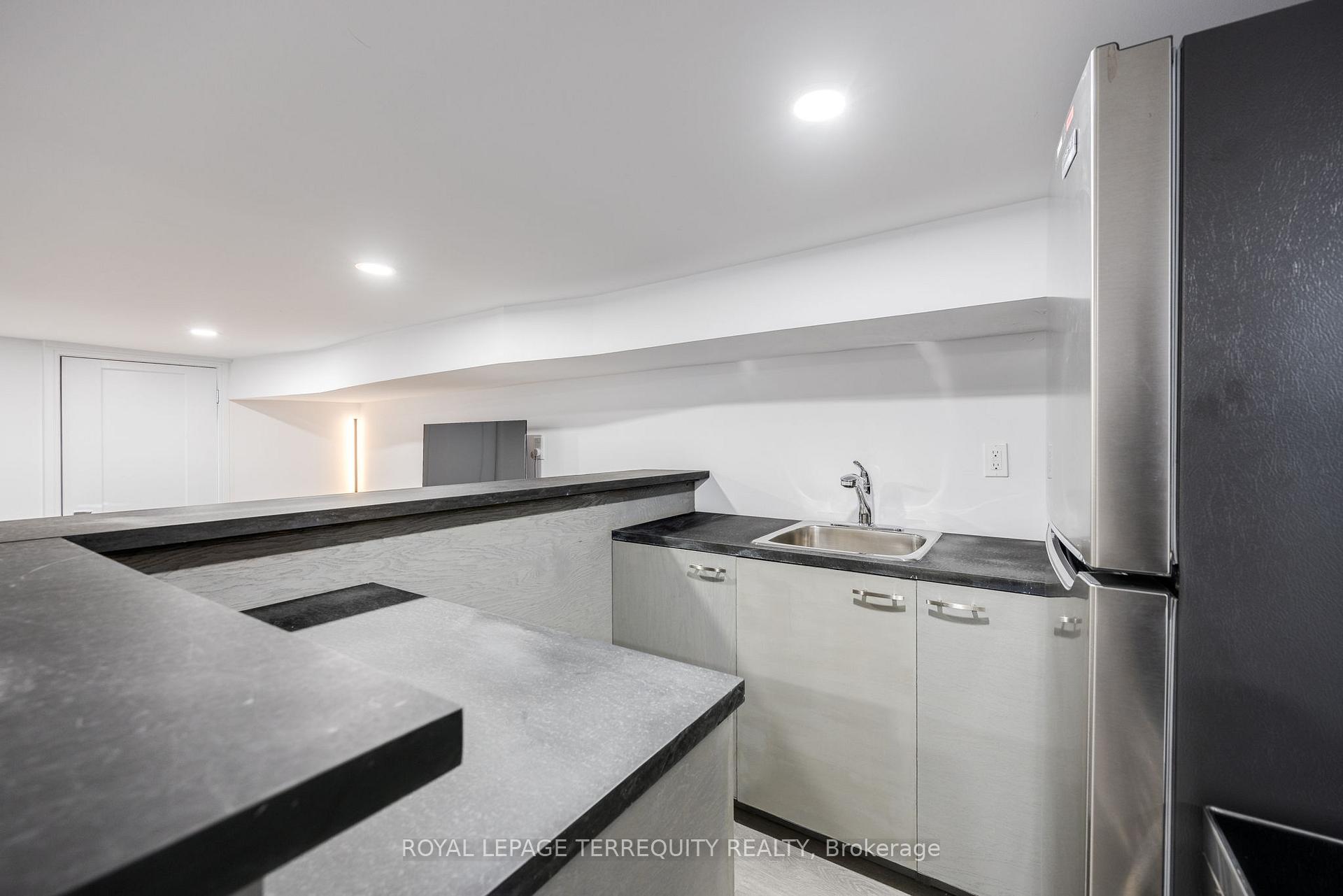 Photo 8 of Unit Bsmt, 668 Indian Road, Toronto, High Park North — HOMEH