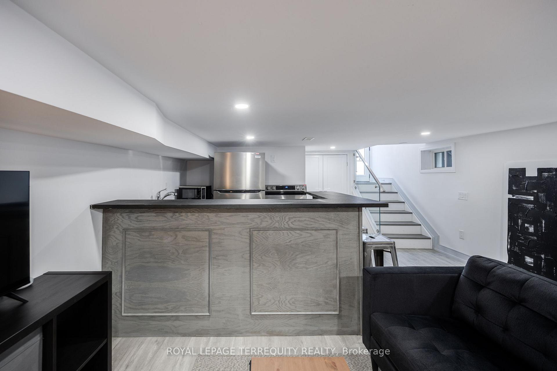 Photo 13 of Unit Bsmt, 668 Indian Road, Toronto, High Park North — HOMEH