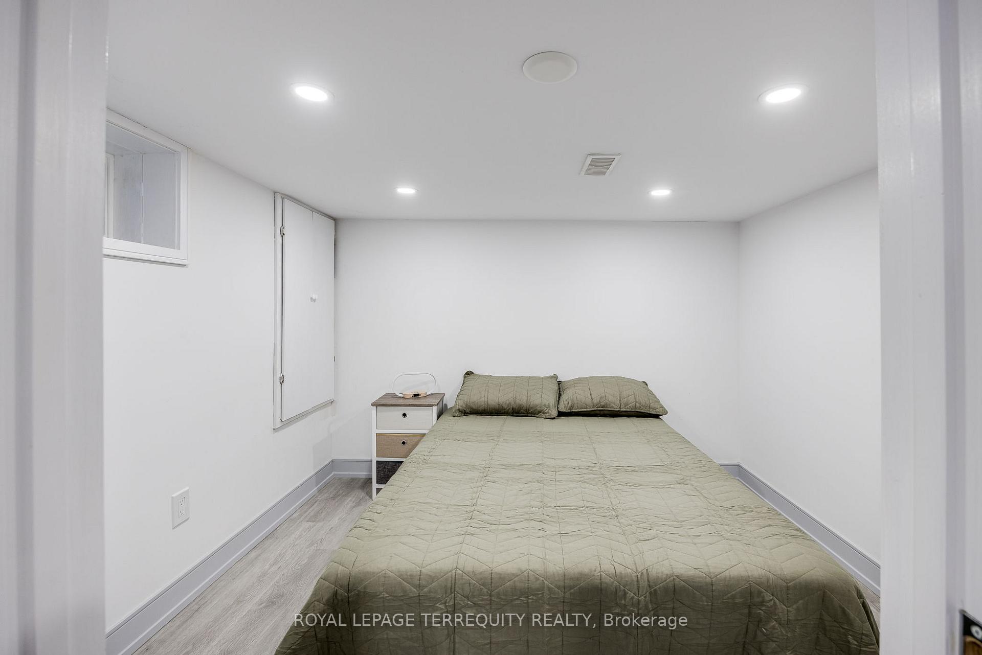 Photo 14 of Unit Bsmt, 668 Indian Road, Toronto, High Park North — HOMEH