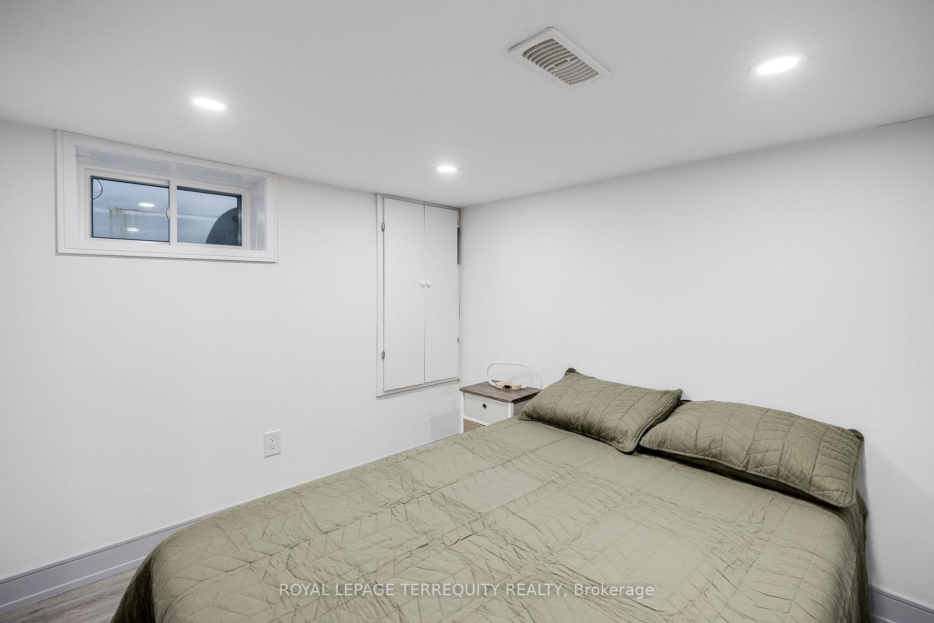 Photo 15 of Unit Bsmt, 668 Indian Road, Toronto, High Park North — HOMEH