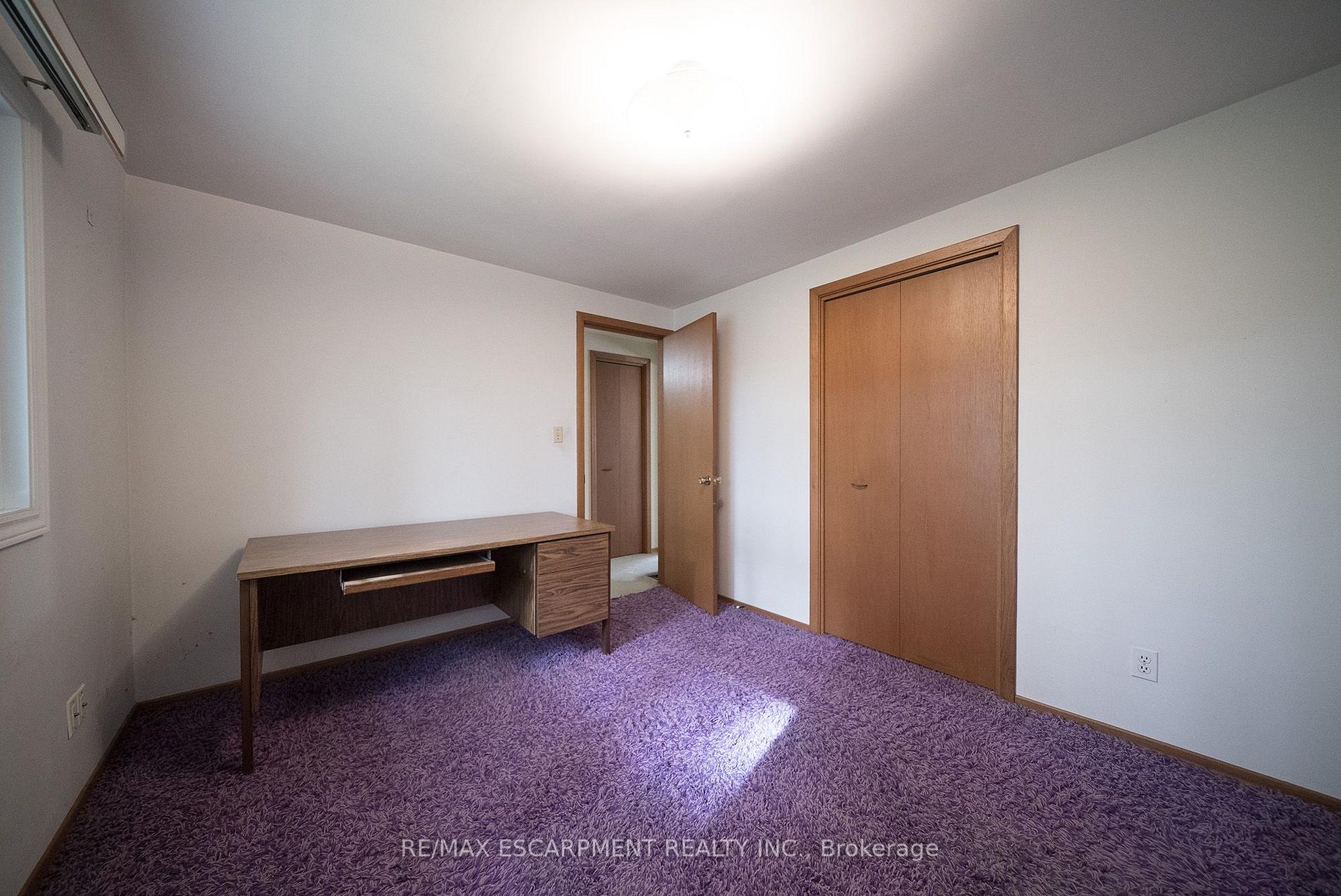 Photo 18 of 24 Japonica Crescent, Brantford, Henderson-Sky Acres — HOMEH
