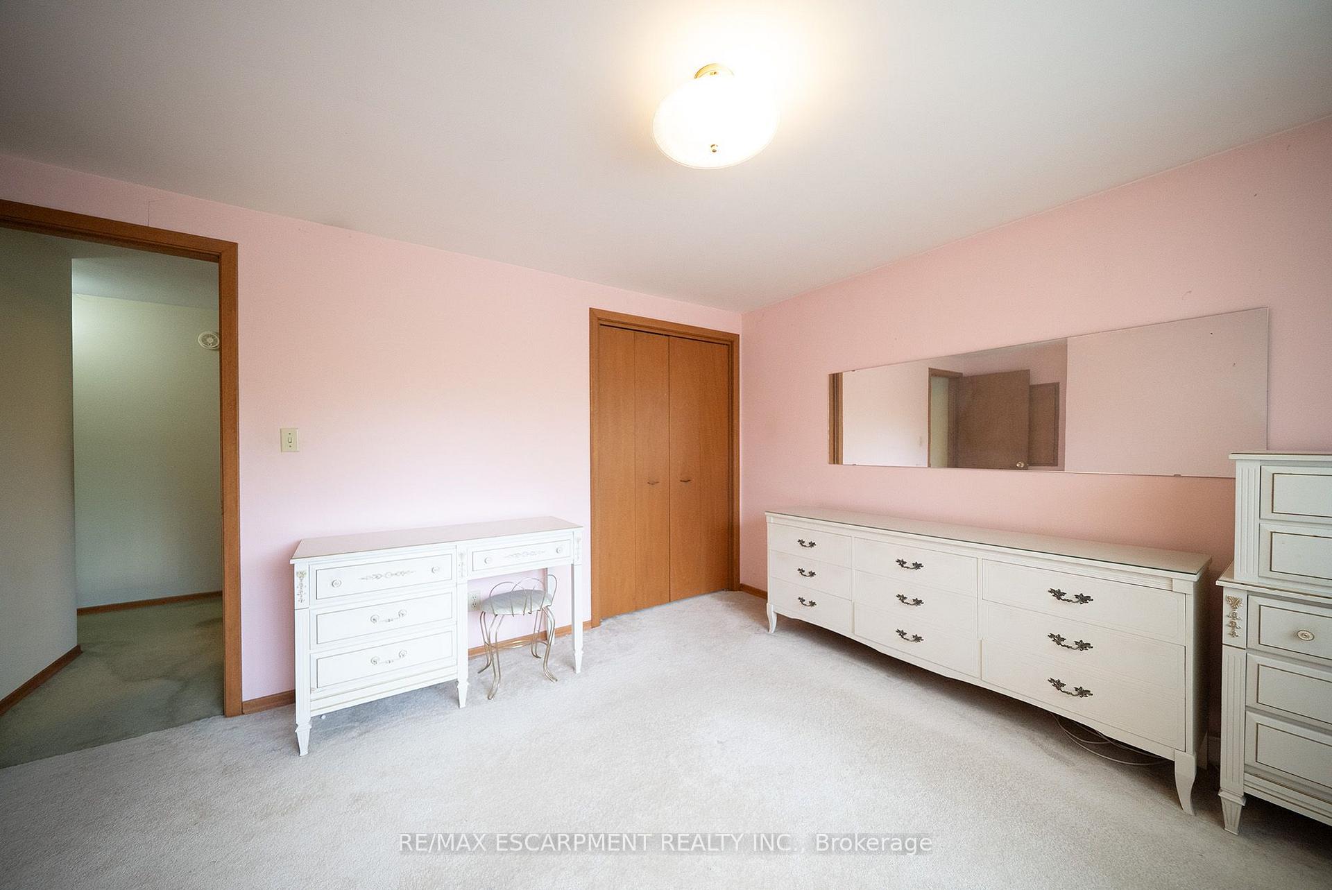 Photo 24 of 24 Japonica Crescent, Brantford, Henderson-Sky Acres — HOMEH