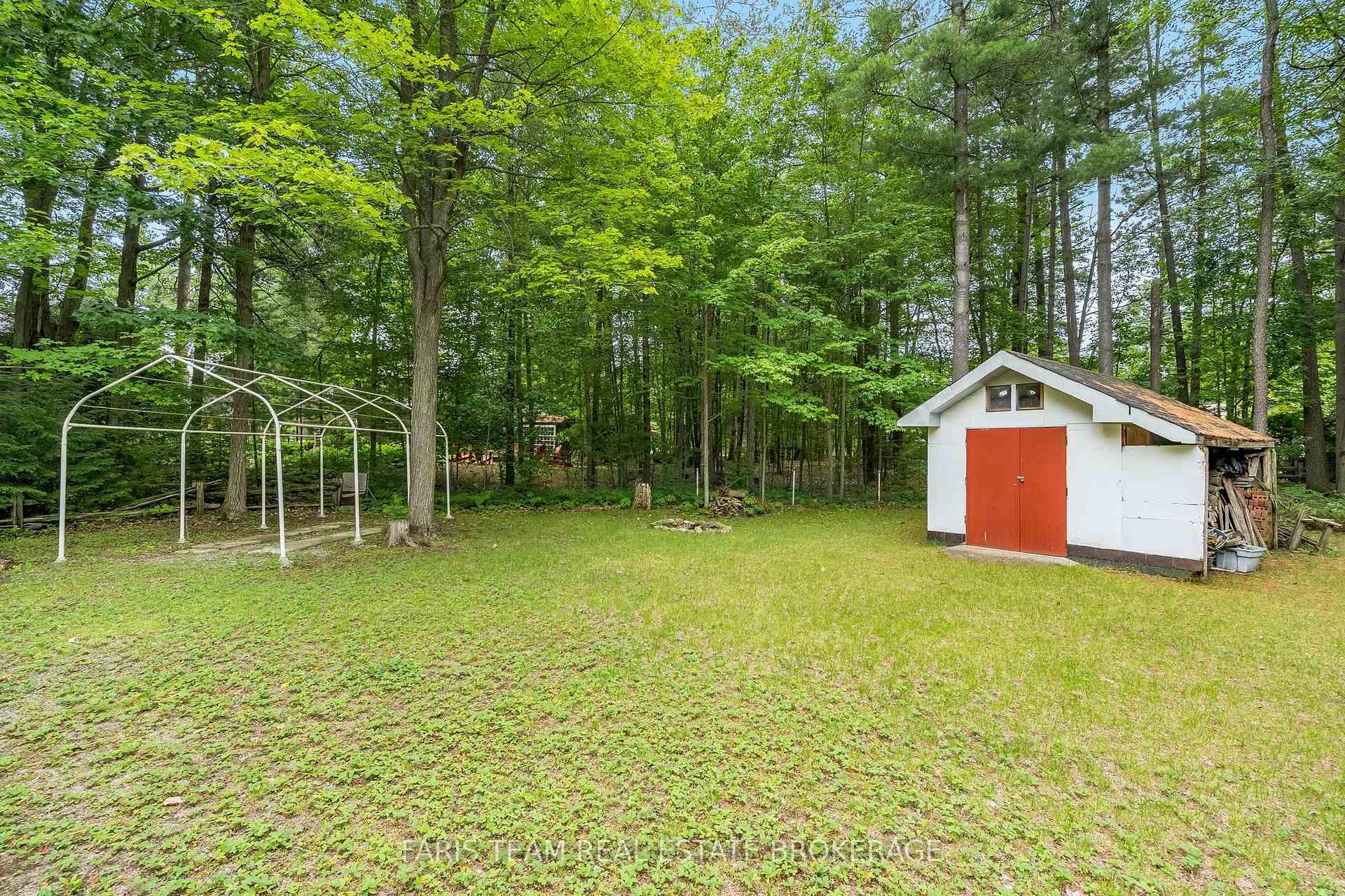 Photo 21 of 39 Rosemary Road, Tiny, Rural Tiny — HOMEH