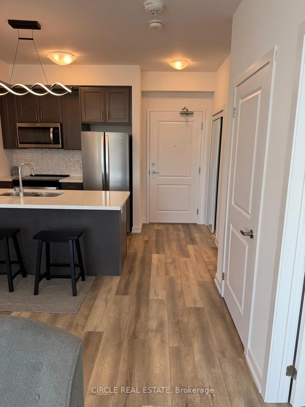Photo 12 of Unit 432, 10 Mallard Trail, Hamilton, Waterdown — HOMEH