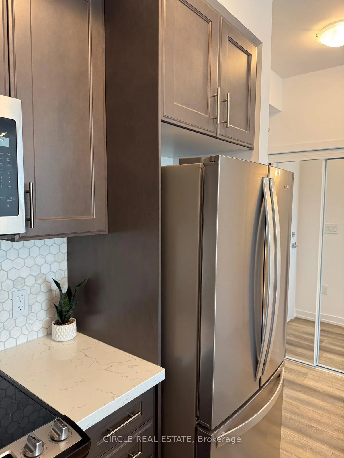 Photo 16 of Unit 432, 10 Mallard Trail, Hamilton, Waterdown — HOMEH