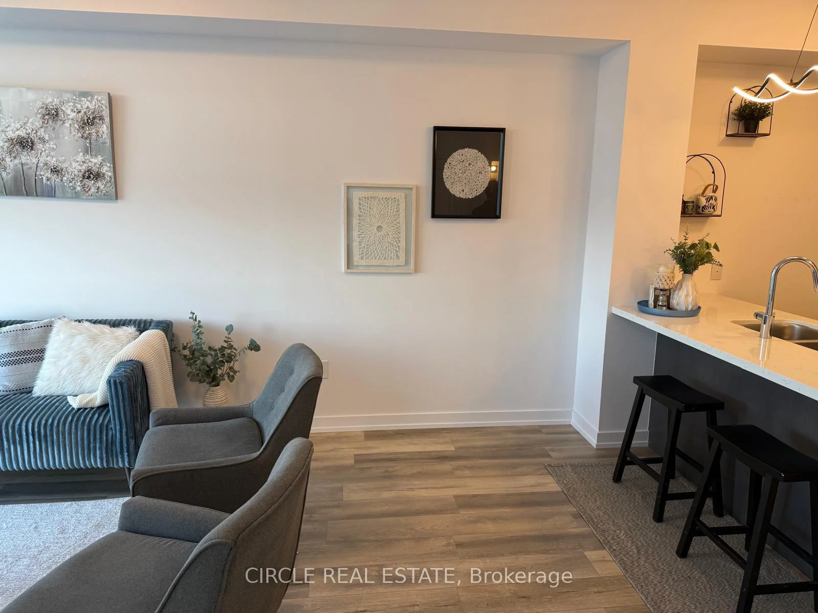 Photo 17 of Unit 432, 10 Mallard Trail, Hamilton, Waterdown — HOMEH