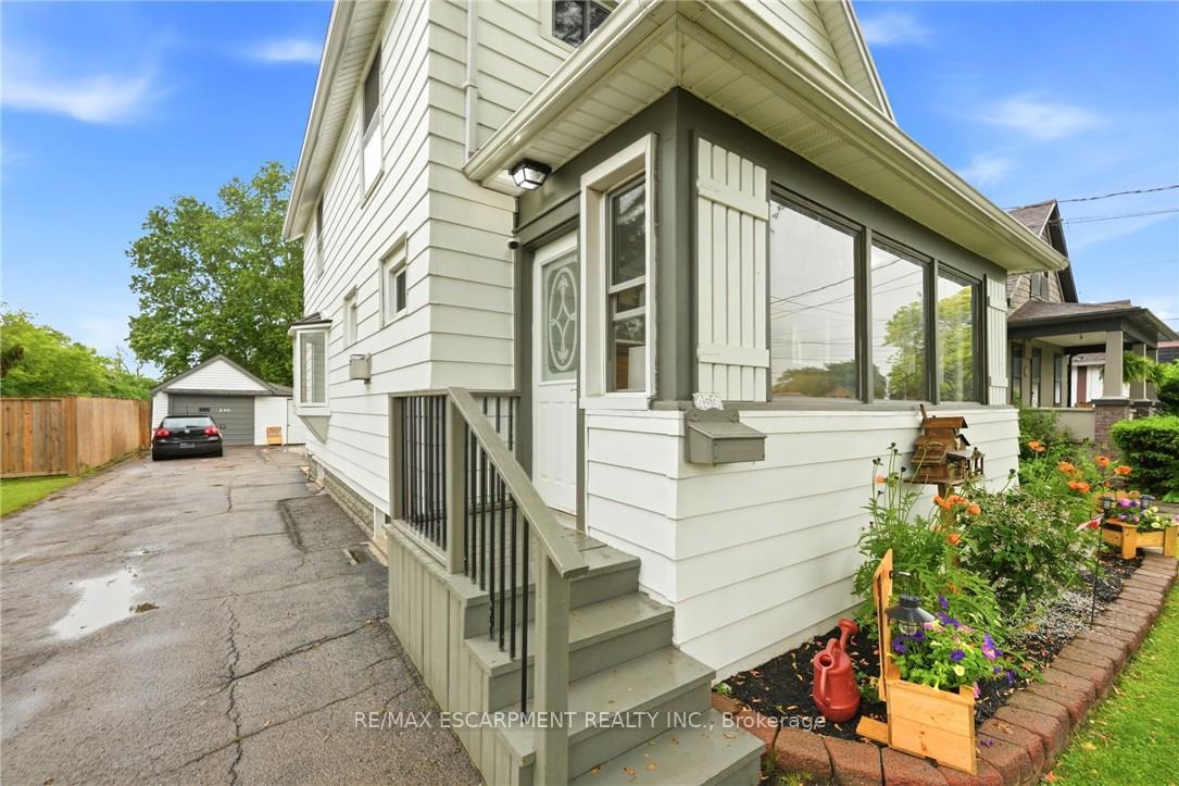 Photo 6 of 458 Davis Street, Port Colborne, Killaly East — HOMEH