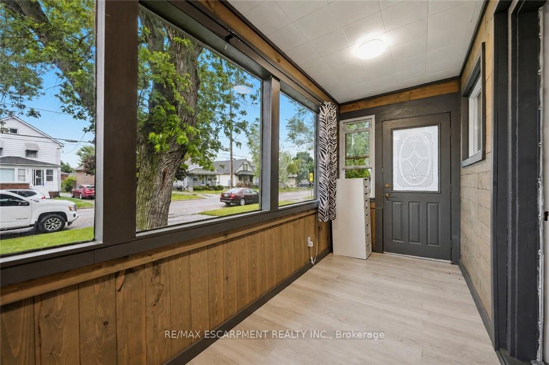 Photo 7 of 458 Davis Street, Port Colborne, Killaly East — HOMEH