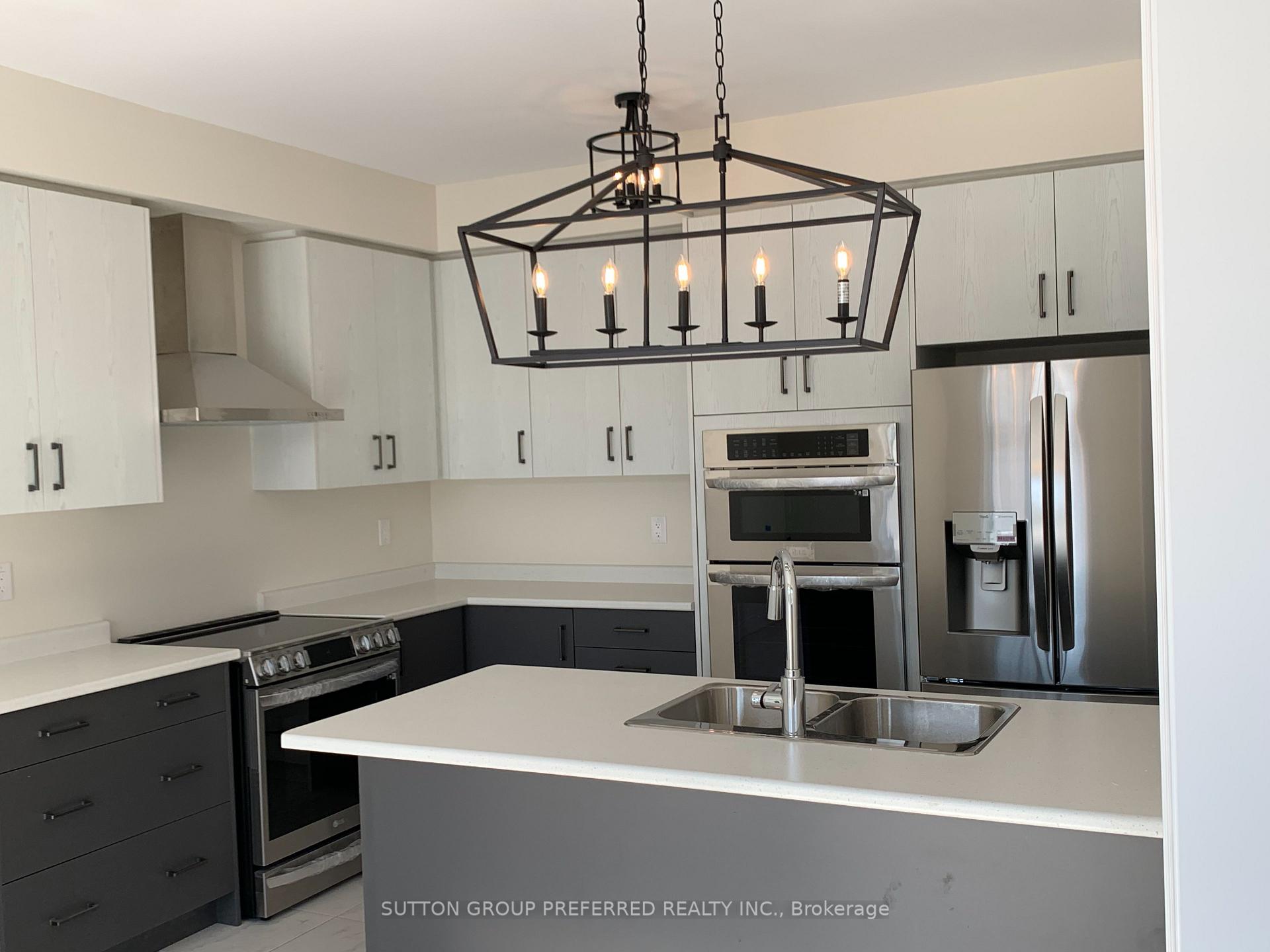 Photo 4 of 271 Vanilla Trail, Thorold, Rolling Meadows — HOMEH