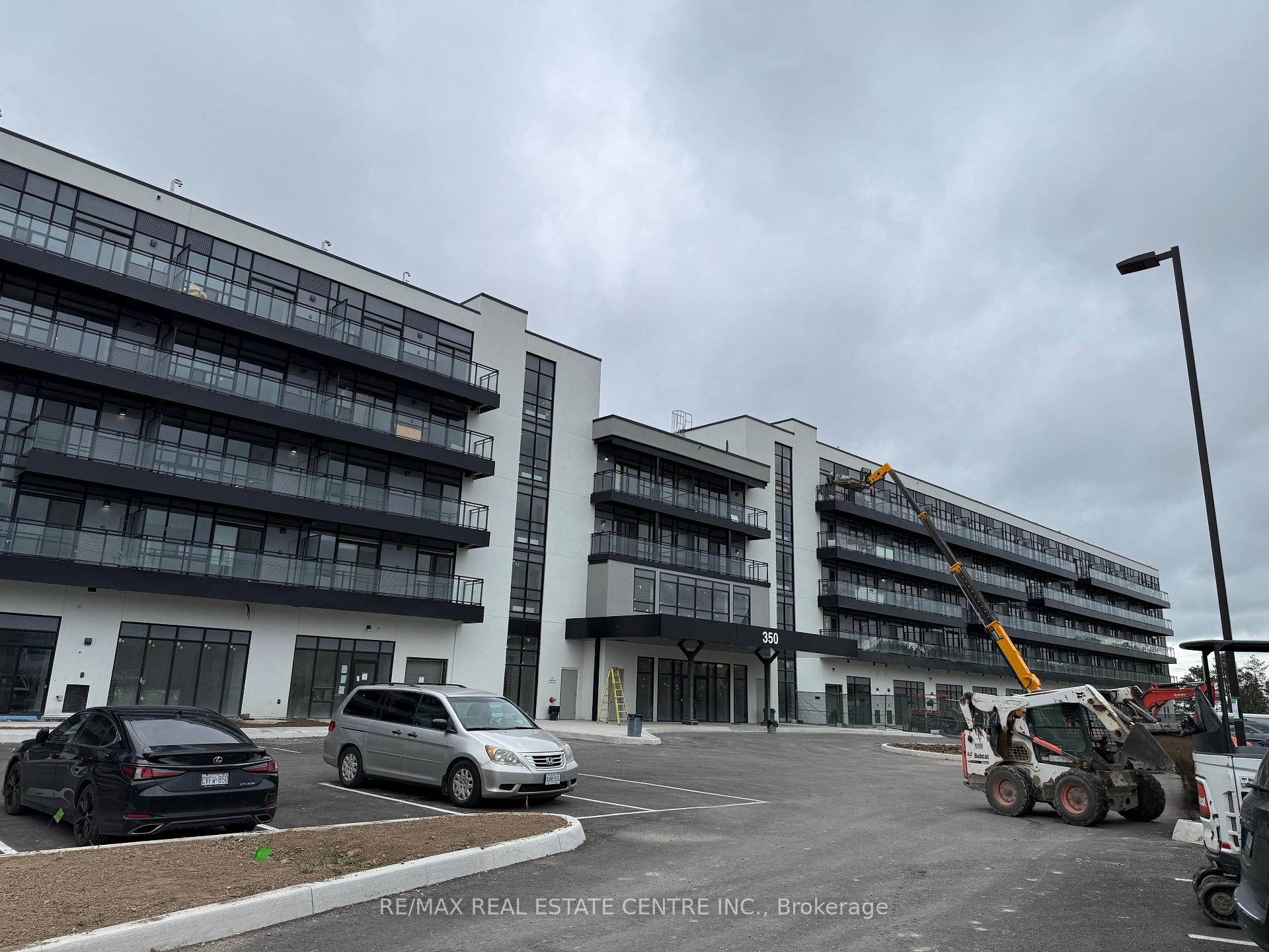 Photo of Unit 350, 350 Prince charles Dr S S