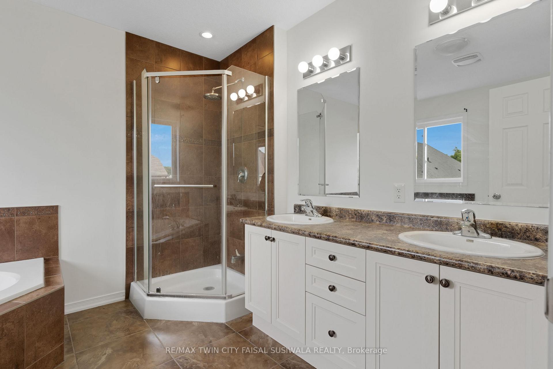 Photo 15 of 278 Thomas Slee Drive, Kitchener, Doon South — HOMEH