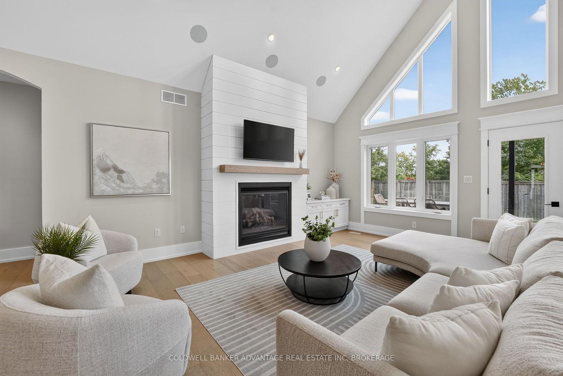 Photo 13 of 162 Viger Drive, Welland, Lincoln/Crowland — HOMEH