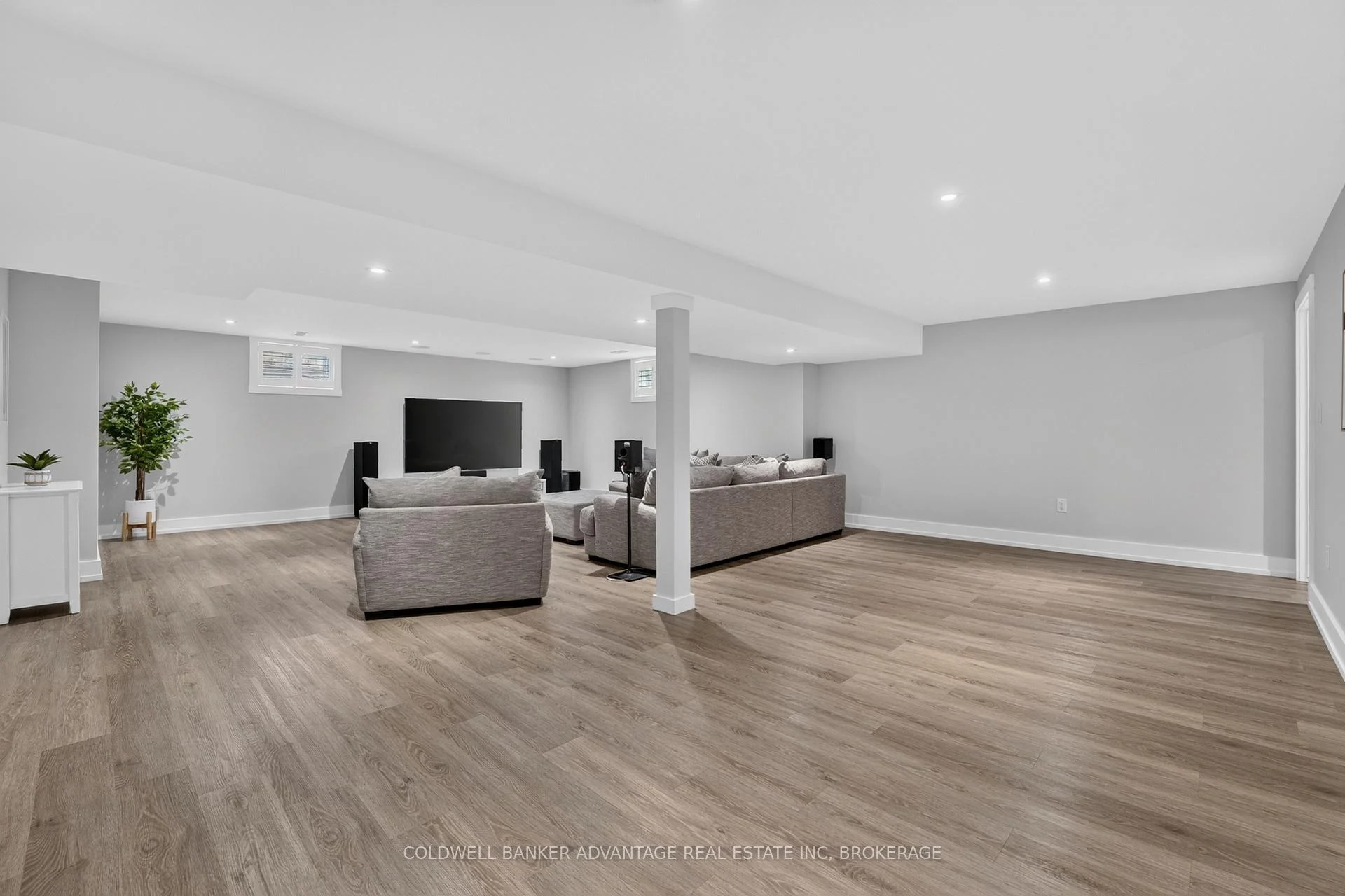 Photo 8 of 162 Viger Drive, Welland, Lincoln/Crowland — HOMEH
