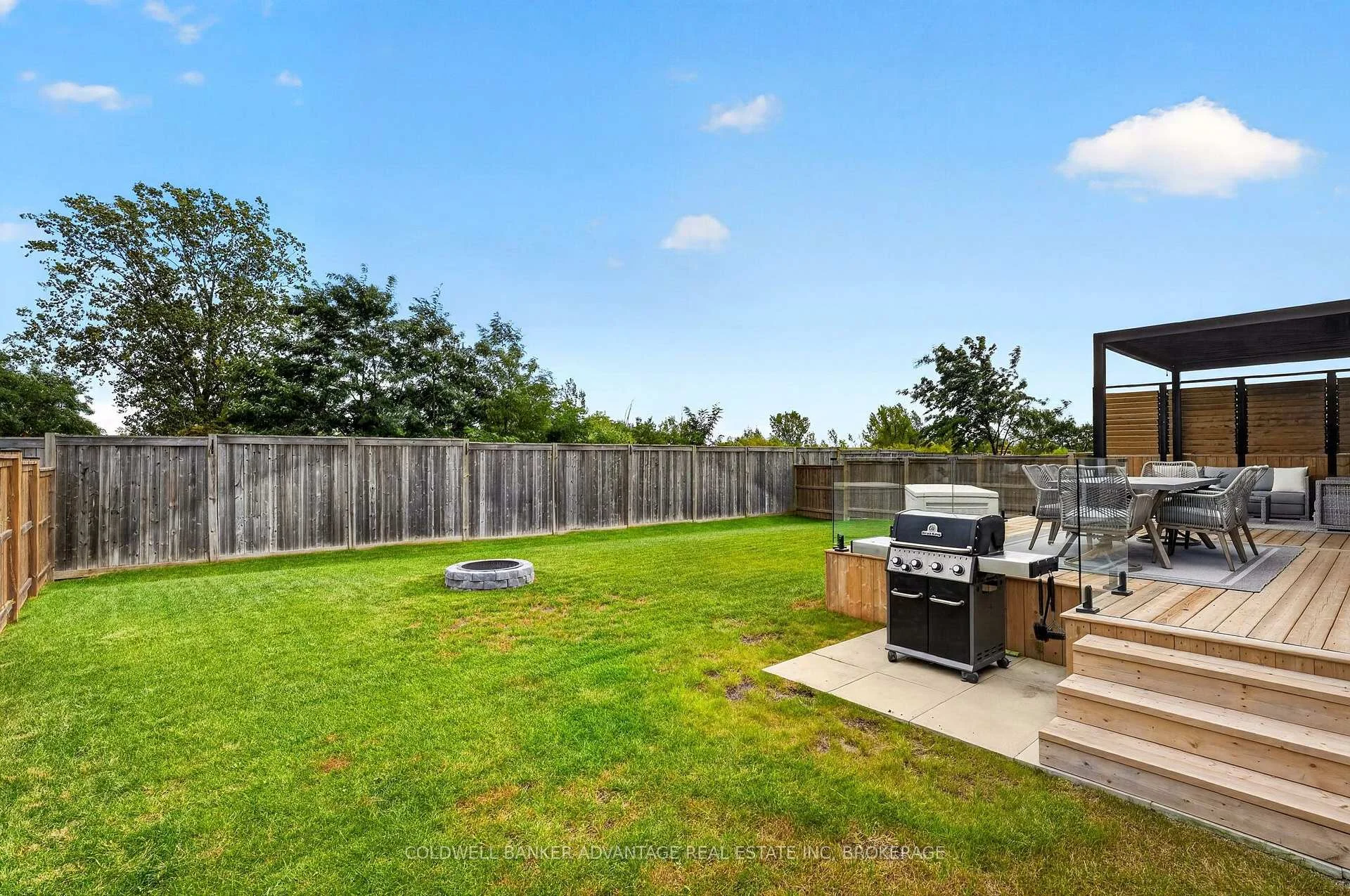 Photo 92 of 162 Viger Drive, Welland, Lincoln/Crowland — HOMEH