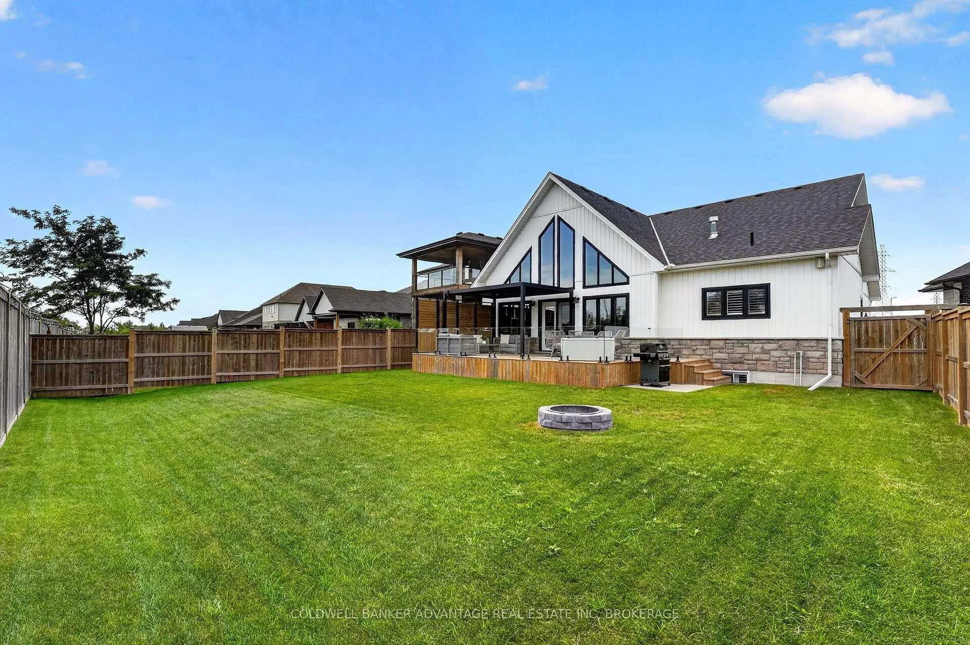 Photo 95 of 162 Viger Drive, Welland, Lincoln/Crowland — HOMEH