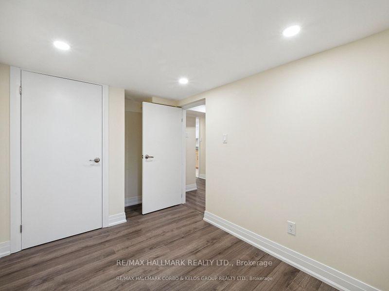 Photo 6 of 1132 Glengrove Avenue, North York, Yorkdale-Glen Park — HOMEH