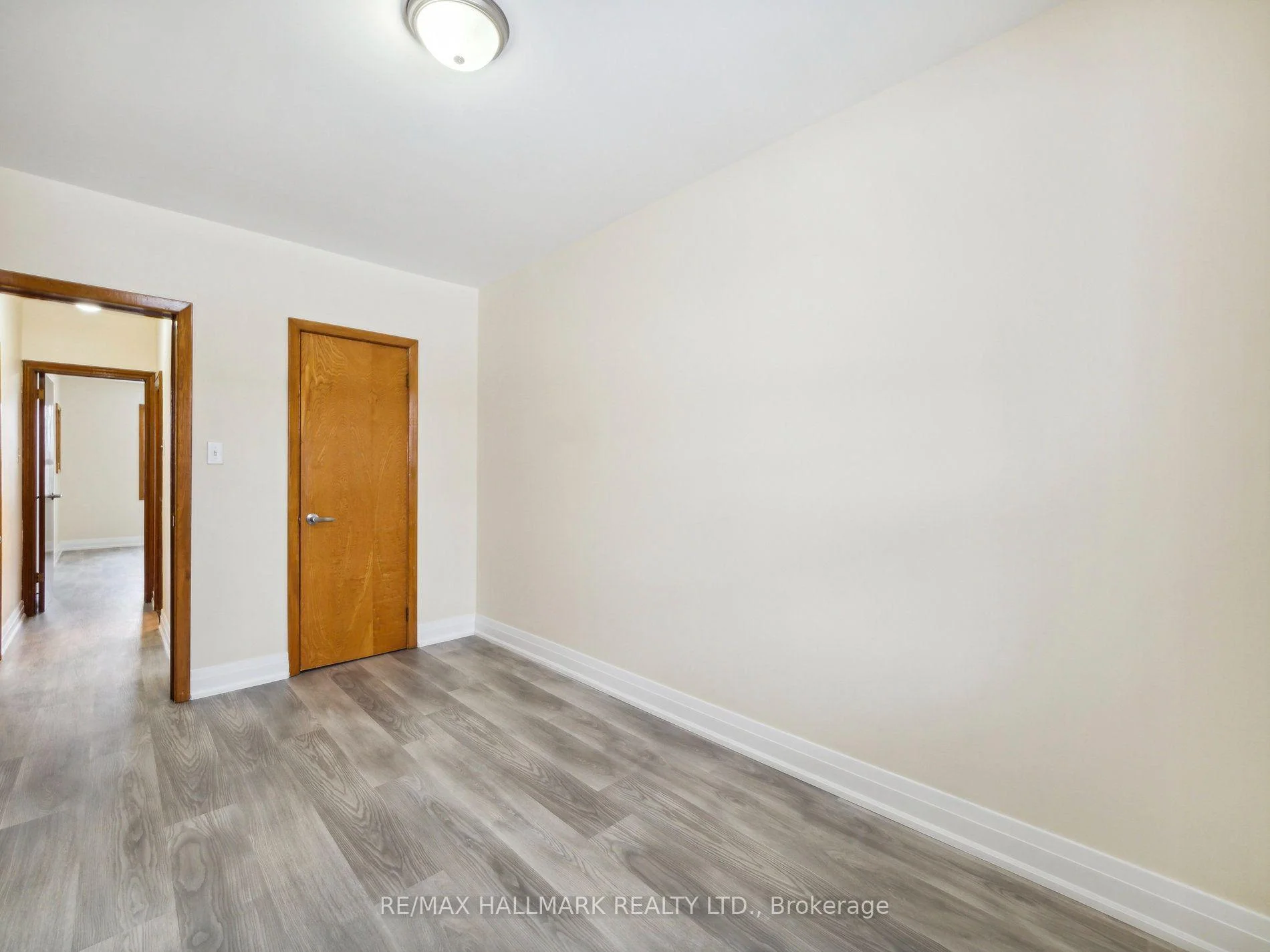 Photo 33 of 1132 Glengrove Avenue, North York, Yorkdale-Glen Park — HOMEH