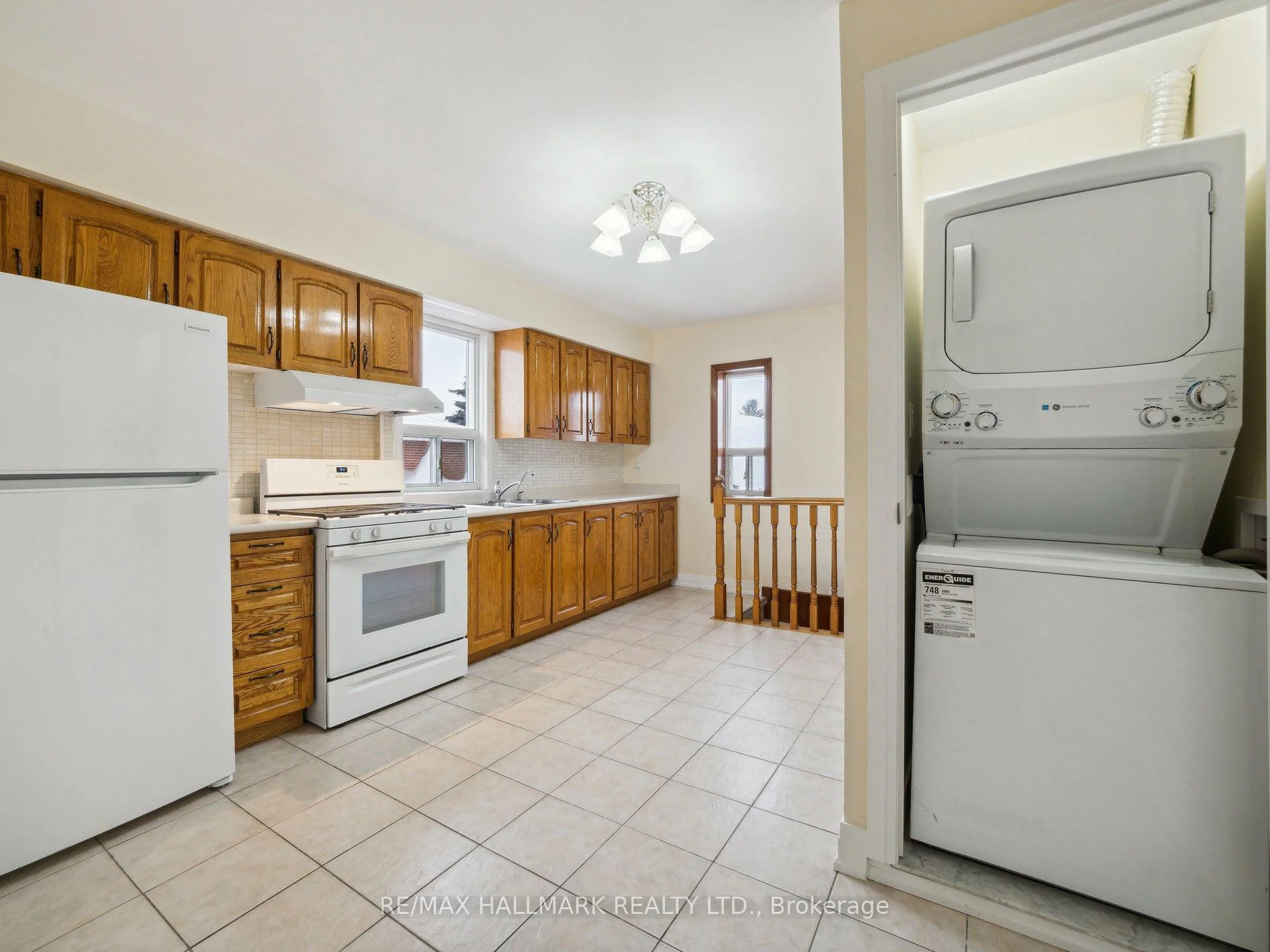 Photo 36 of 1132 Glengrove Avenue, North York, Yorkdale-Glen Park — HOMEH