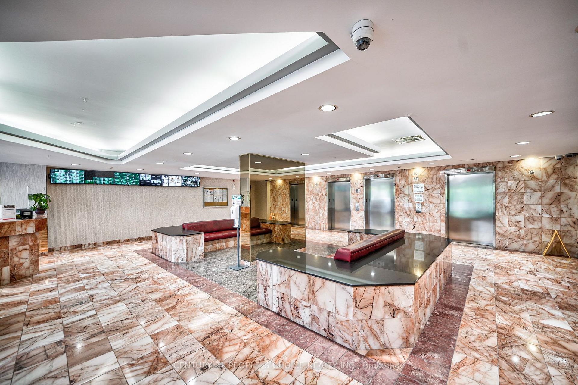 Photo 2 of Unit 1710, 5 Rowntree Road, Etobicoke, Mount Olive-Silverstone-Jamestown — HOMEH