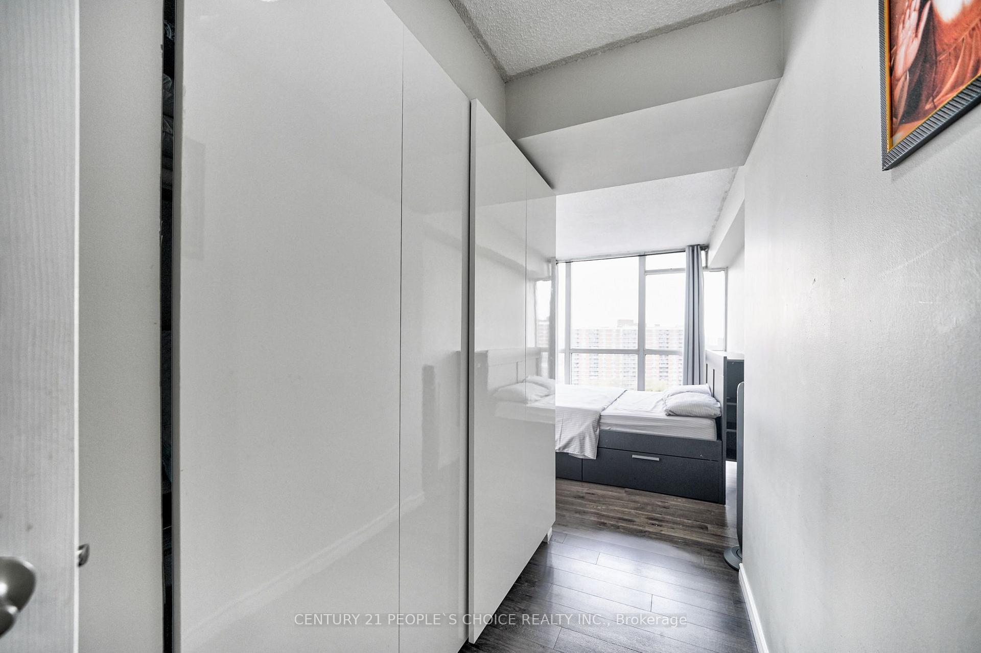 Photo 26 of Unit 1710, 5 Rowntree Road, Etobicoke, Mount Olive-Silverstone-Jamestown — HOMEH