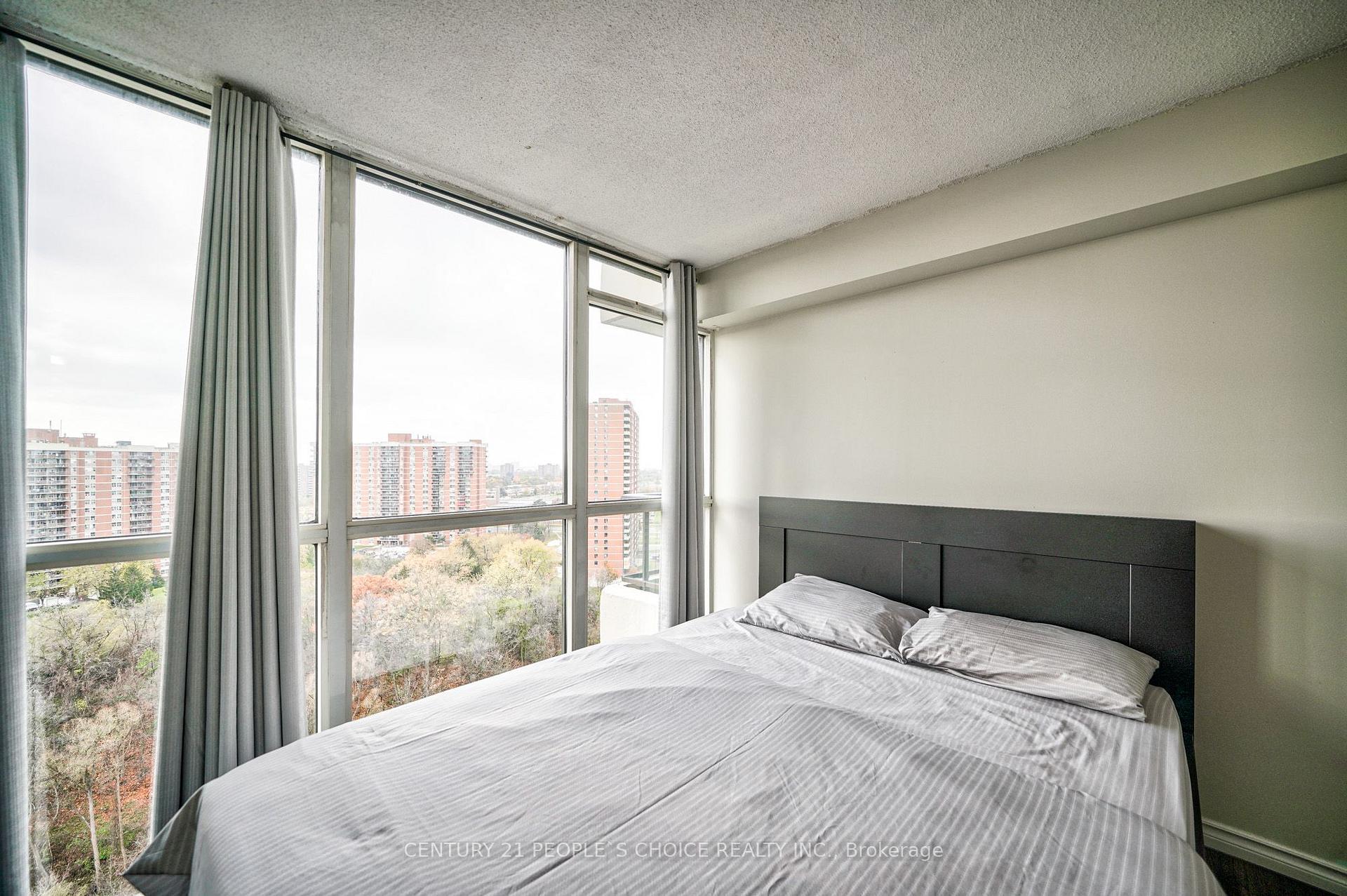 Photo 31 of Unit 1710, 5 Rowntree Road, Etobicoke, Mount Olive-Silverstone-Jamestown — HOMEH