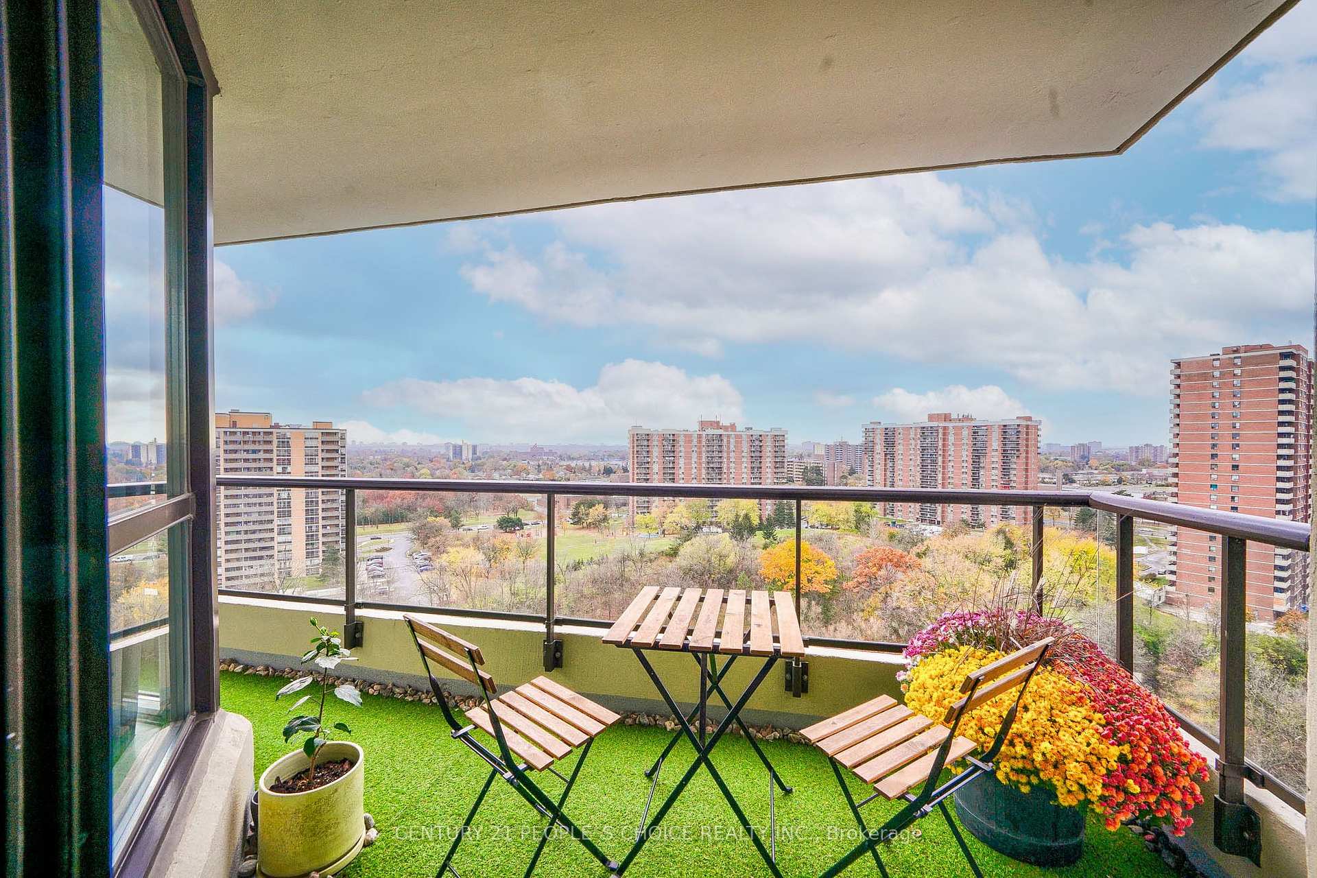 Photo 41 of Unit 1710, 5 Rowntree Road, Etobicoke, Mount Olive-Silverstone-Jamestown — HOMEH