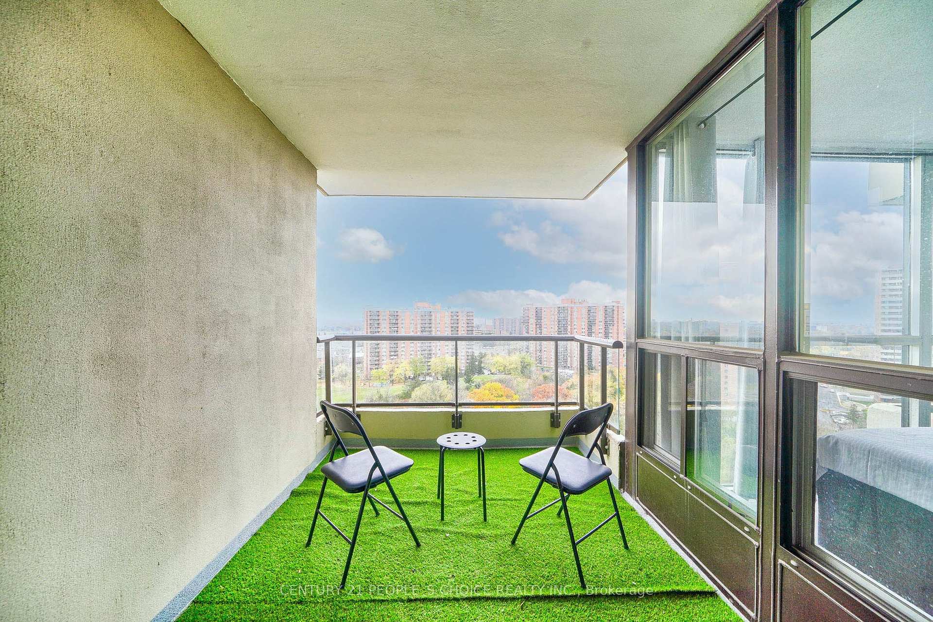 Photo 43 of Unit 1710, 5 Rowntree Road, Etobicoke, Mount Olive-Silverstone-Jamestown — HOMEH
