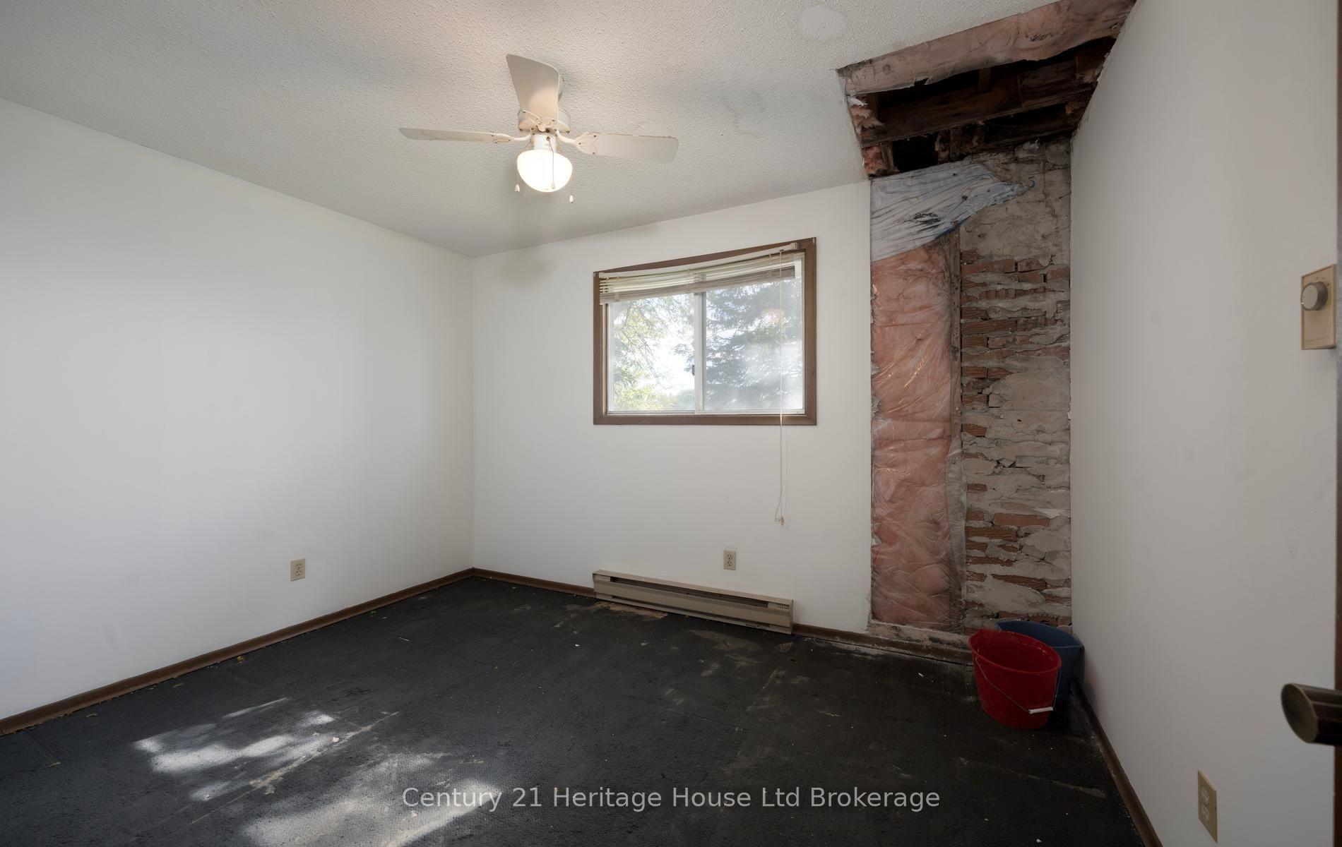 Photo 21 of 111 Briarhill Drive, Stratford — HOMEH