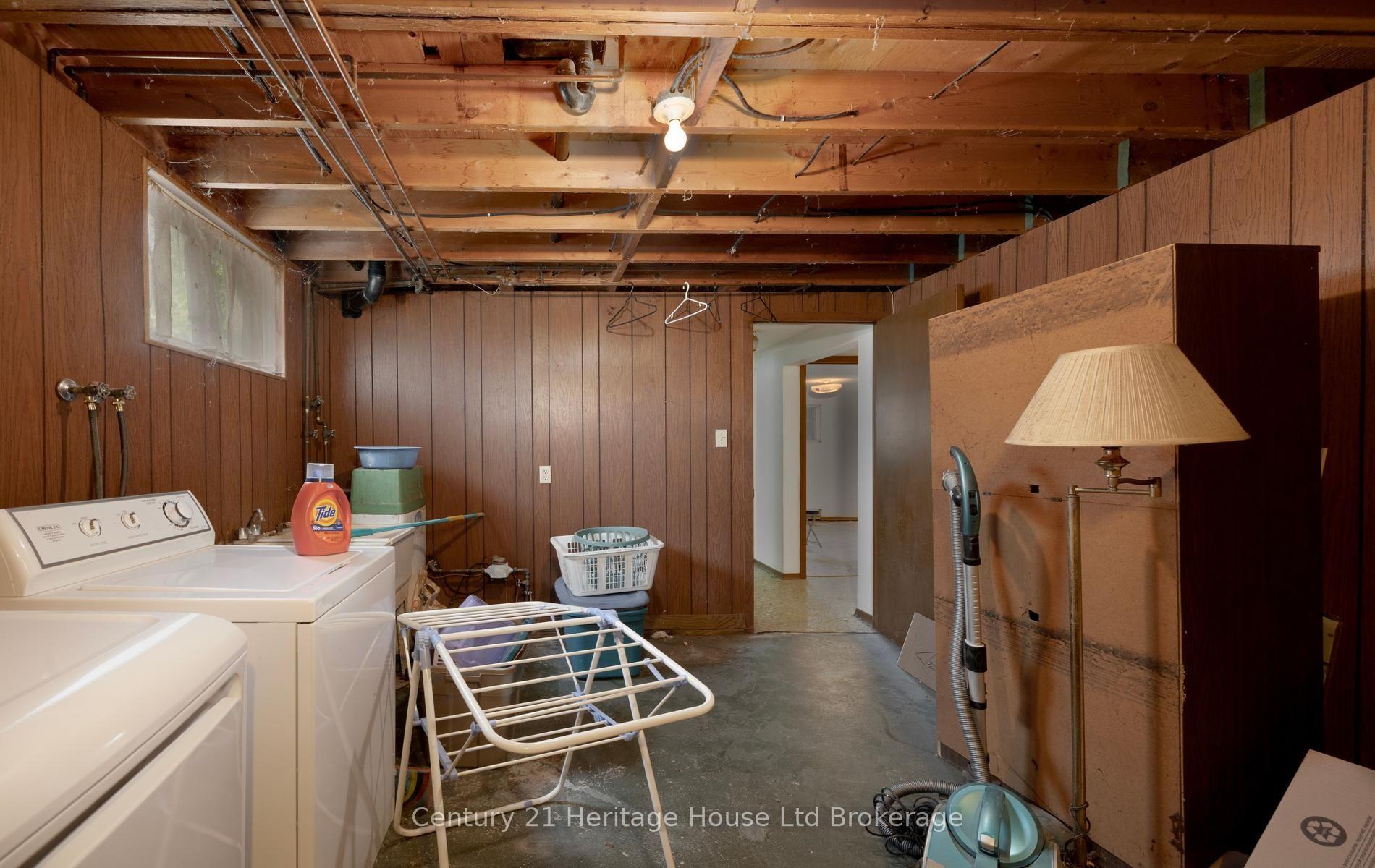Photo 33 of 111 Briarhill Drive, Stratford — HOMEH