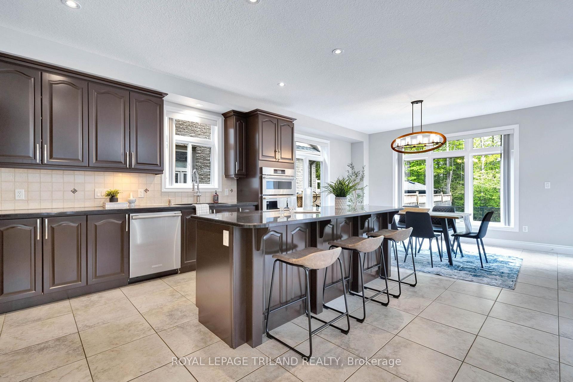 Photo 12 of 1018 Loft Court, London, North S — HOMEH