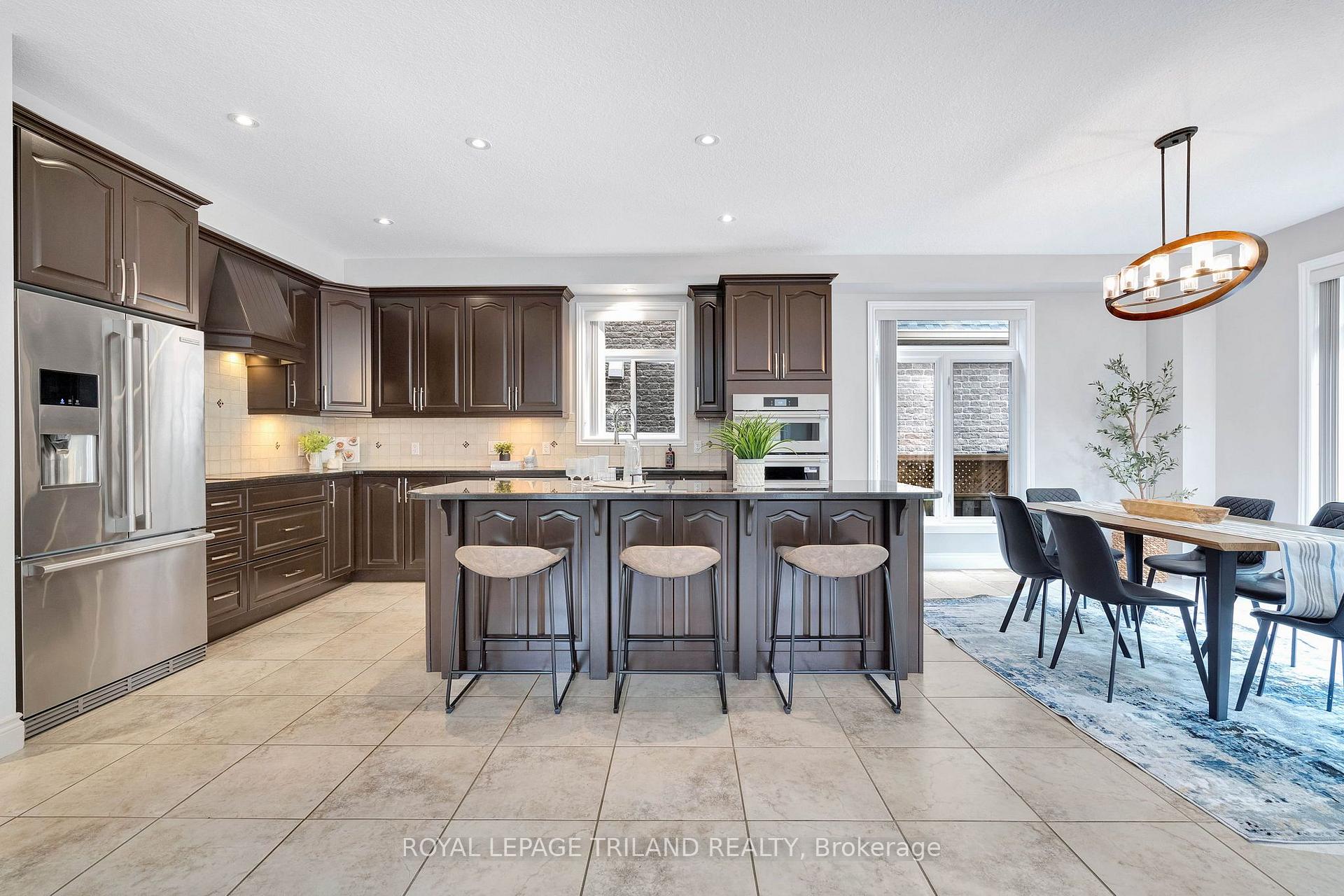 Photo 13 of 1018 Loft Court, London, North S — HOMEH
