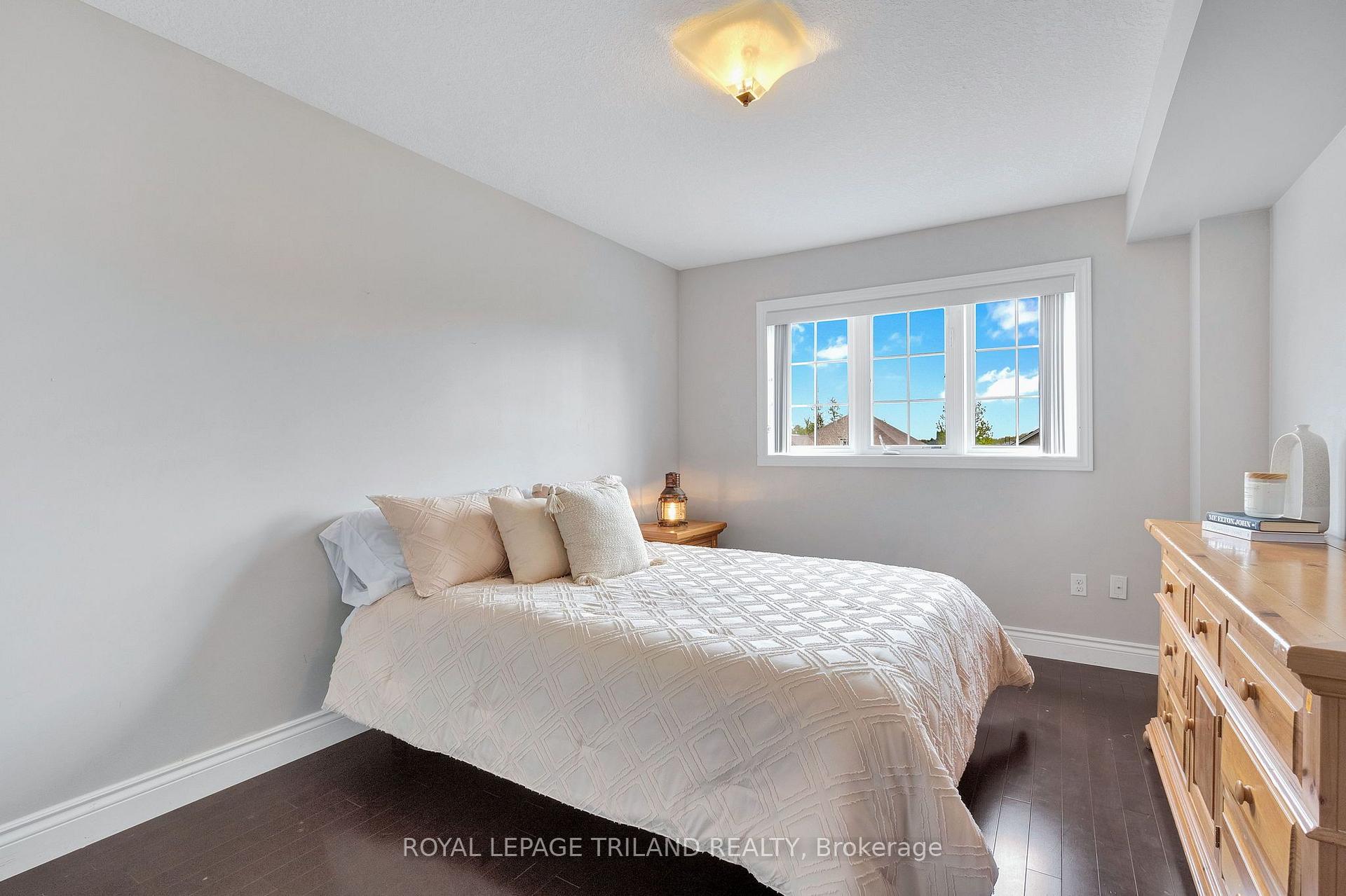 Photo 30 of 1018 Loft Court, London, North S — HOMEH