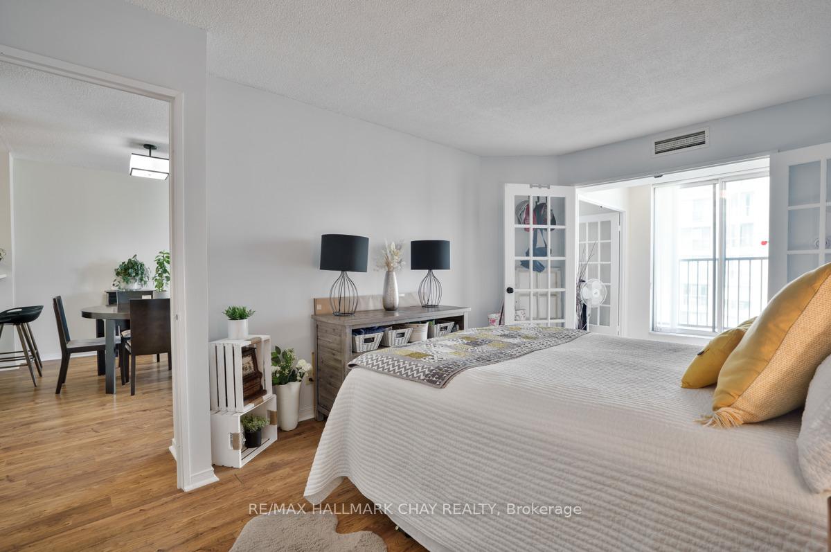 Photo 15 of Unit 1104, 150 Dunlop Street E, Barrie, City Centre — HOMEH