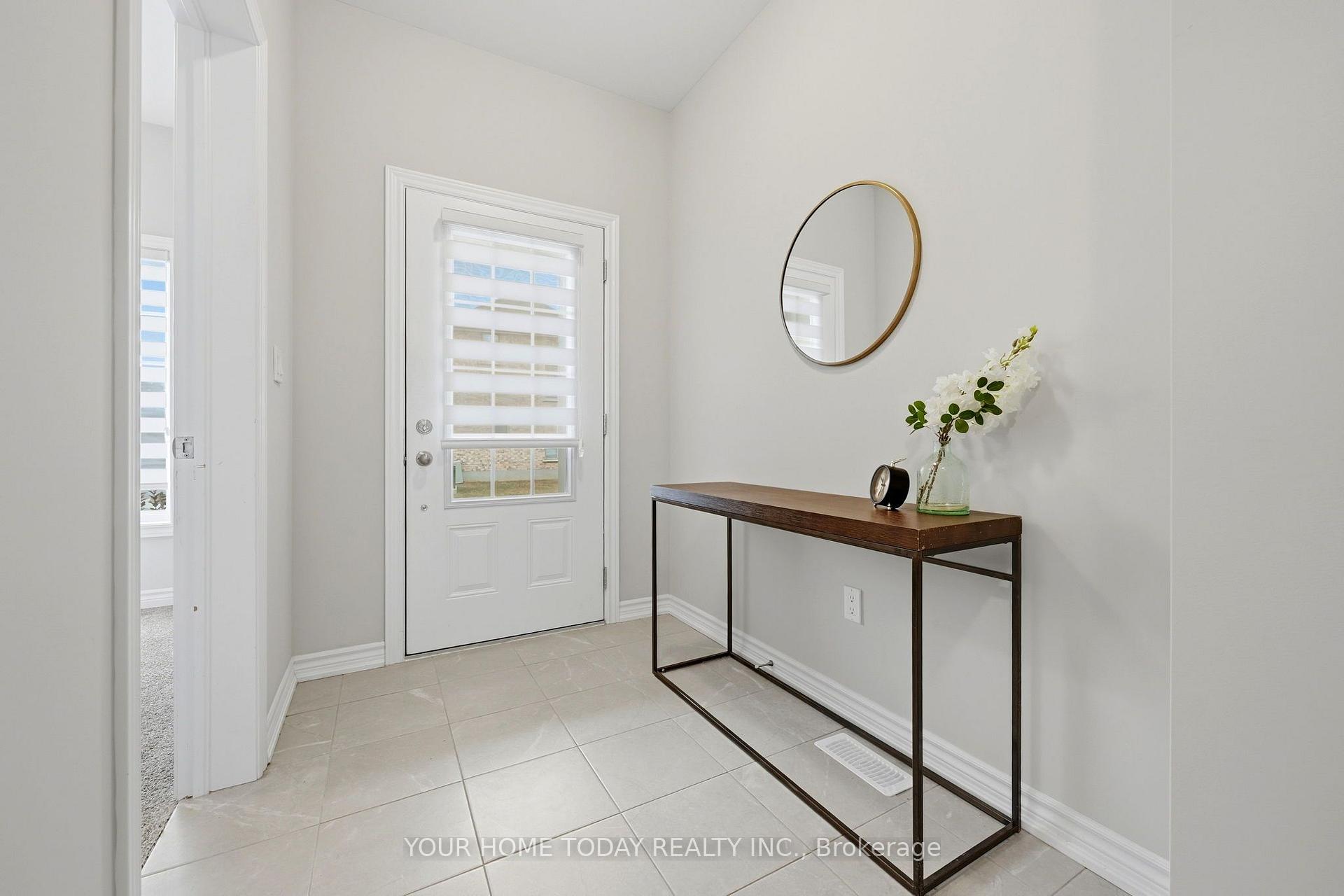Photo 5 of 25 Braida Lane, Halton Hills, Acton — HOMEH
