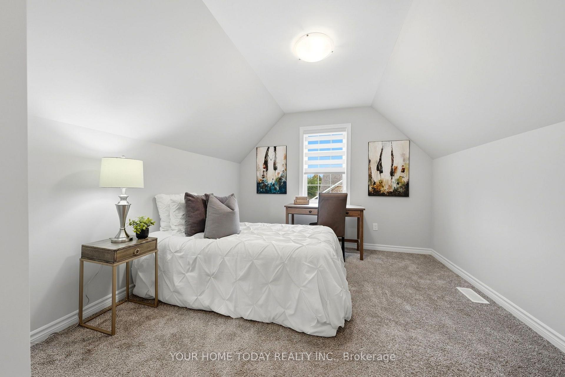 Photo 24 of 25 Braida Lane, Halton Hills, Acton — HOMEH