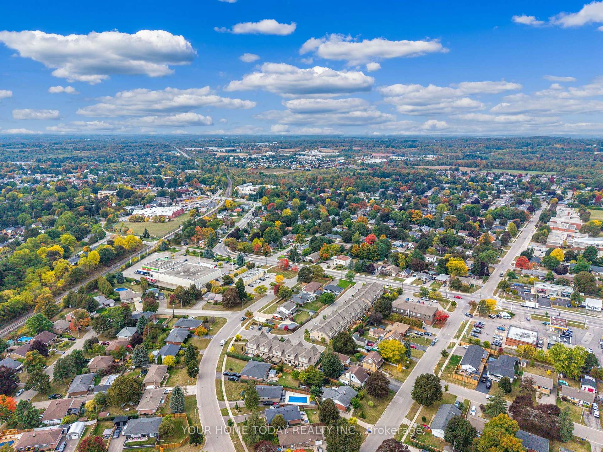 Photo 38 of 25 Braida Lane, Halton Hills, Acton — HOMEH