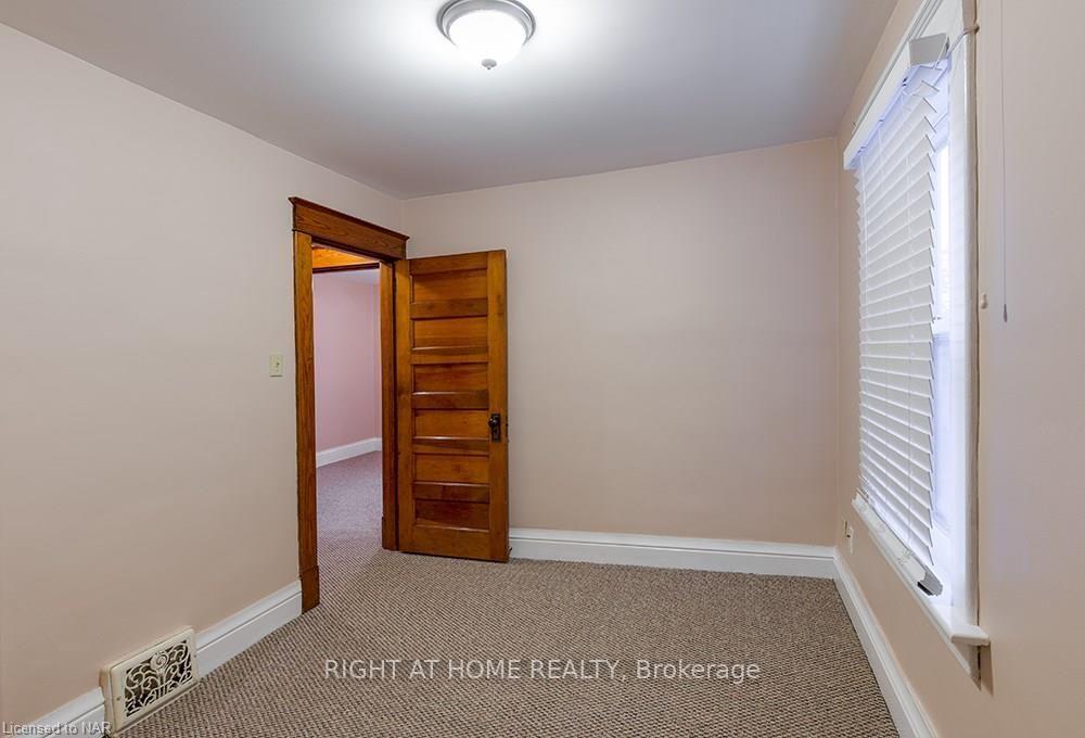 Photo 8 of 5266 Heywood Avenue, Niagara Falls, Cherrywood — HOMEH