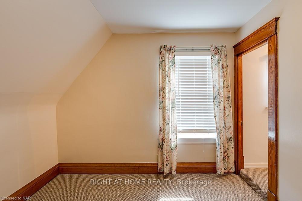 Photo 11 of 5266 Heywood Avenue, Niagara Falls, Cherrywood — HOMEH