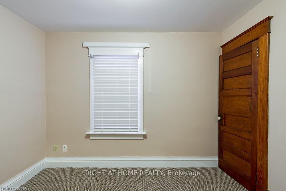 Photo 13 of 5266 Heywood Avenue, Niagara Falls, Cherrywood — HOMEH
