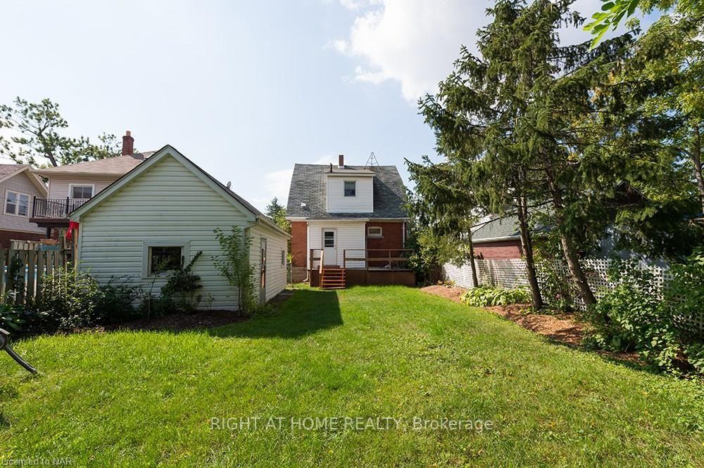Photo 19 of 5266 Heywood Avenue, Niagara Falls, Cherrywood — HOMEH
