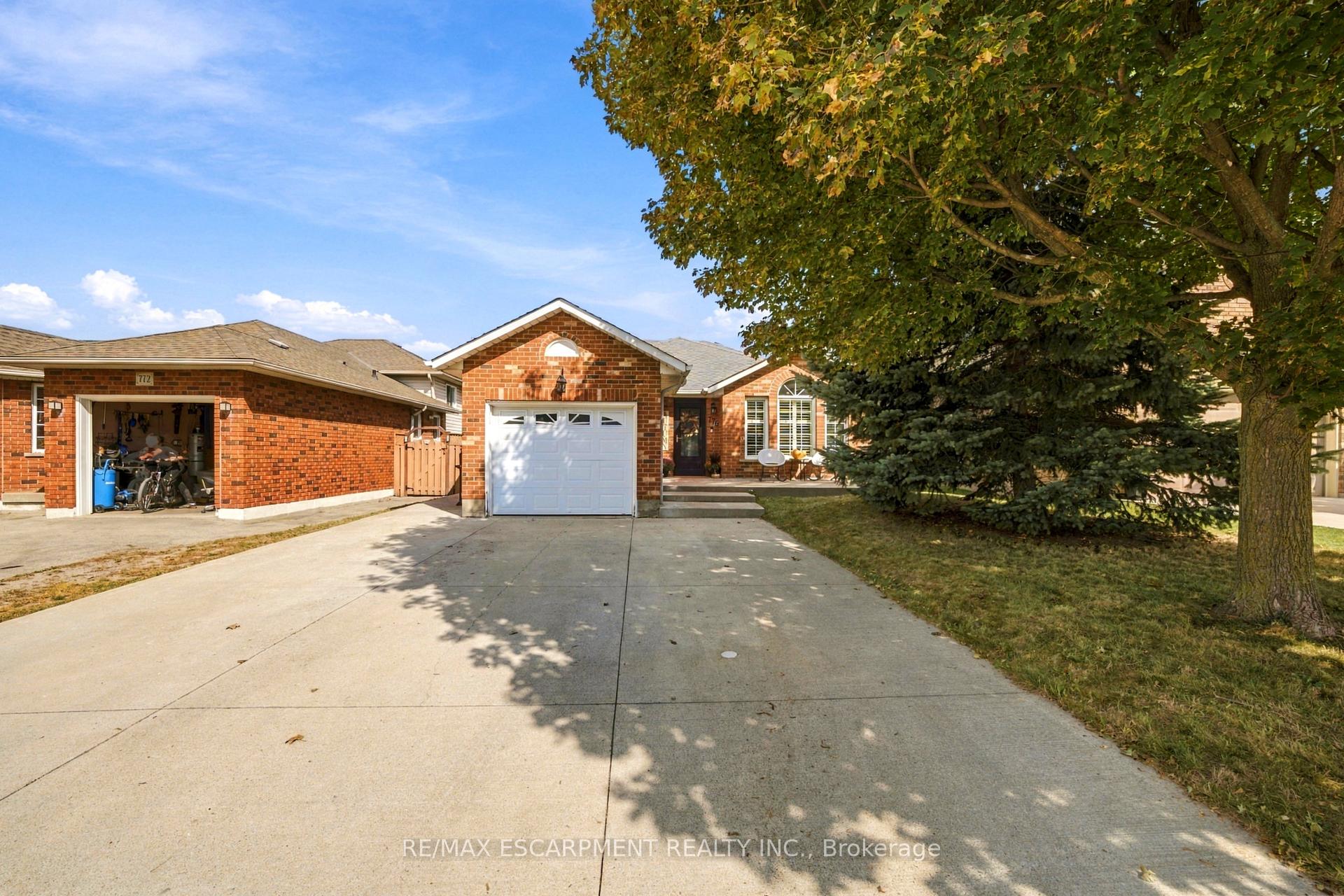 Photo of 776 Acadia Drive