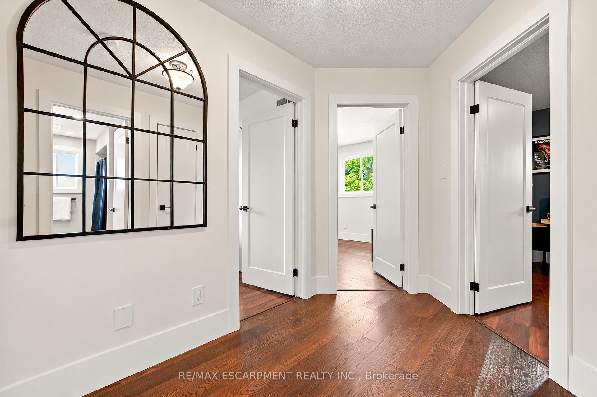 Photo 14 of 776 Acadia Drive, Hamilton, Rushdale — HOMEH