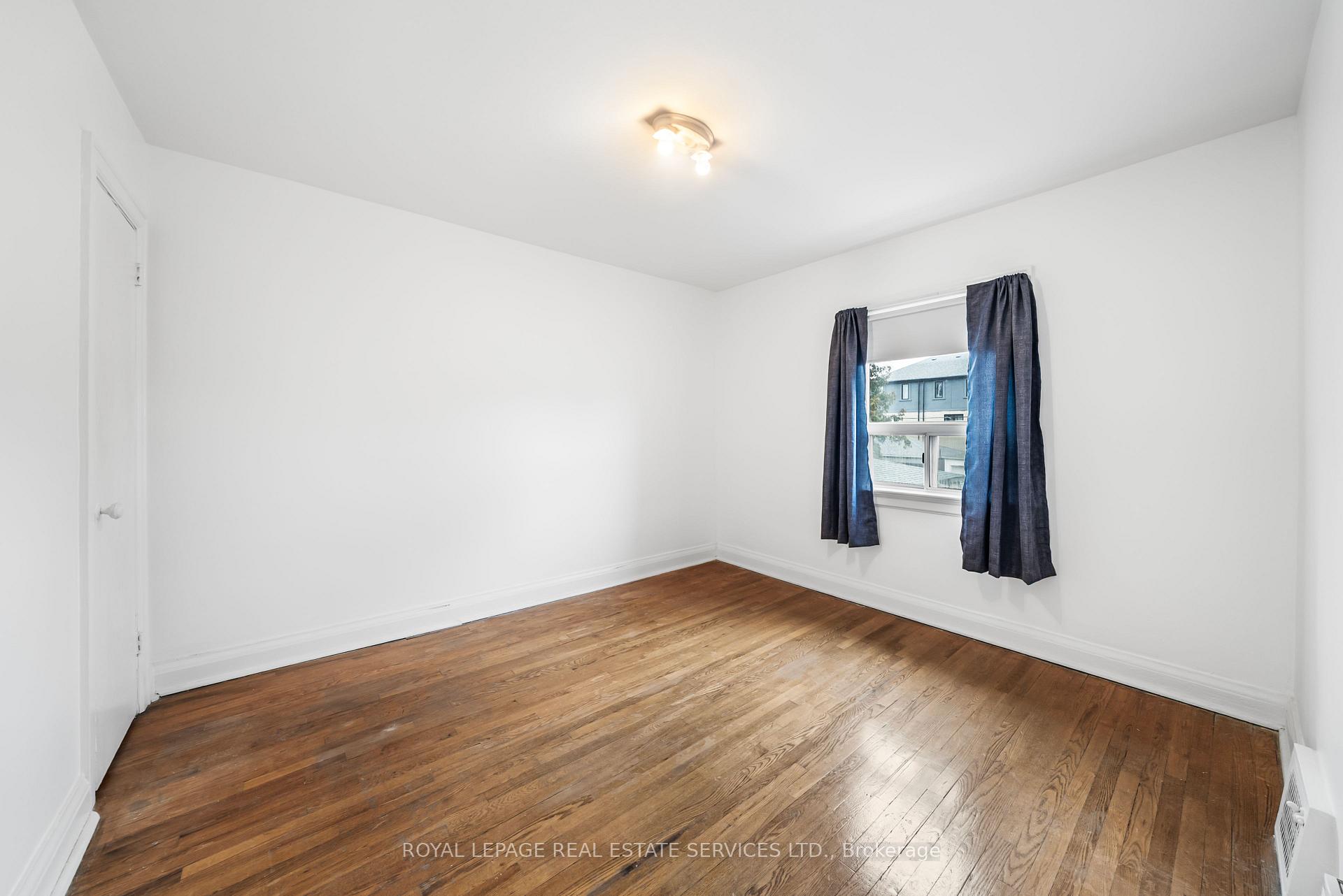 Photo 7 of 616 Old Weston Road, Toronto, Weston-Pellam Park — HOMEH