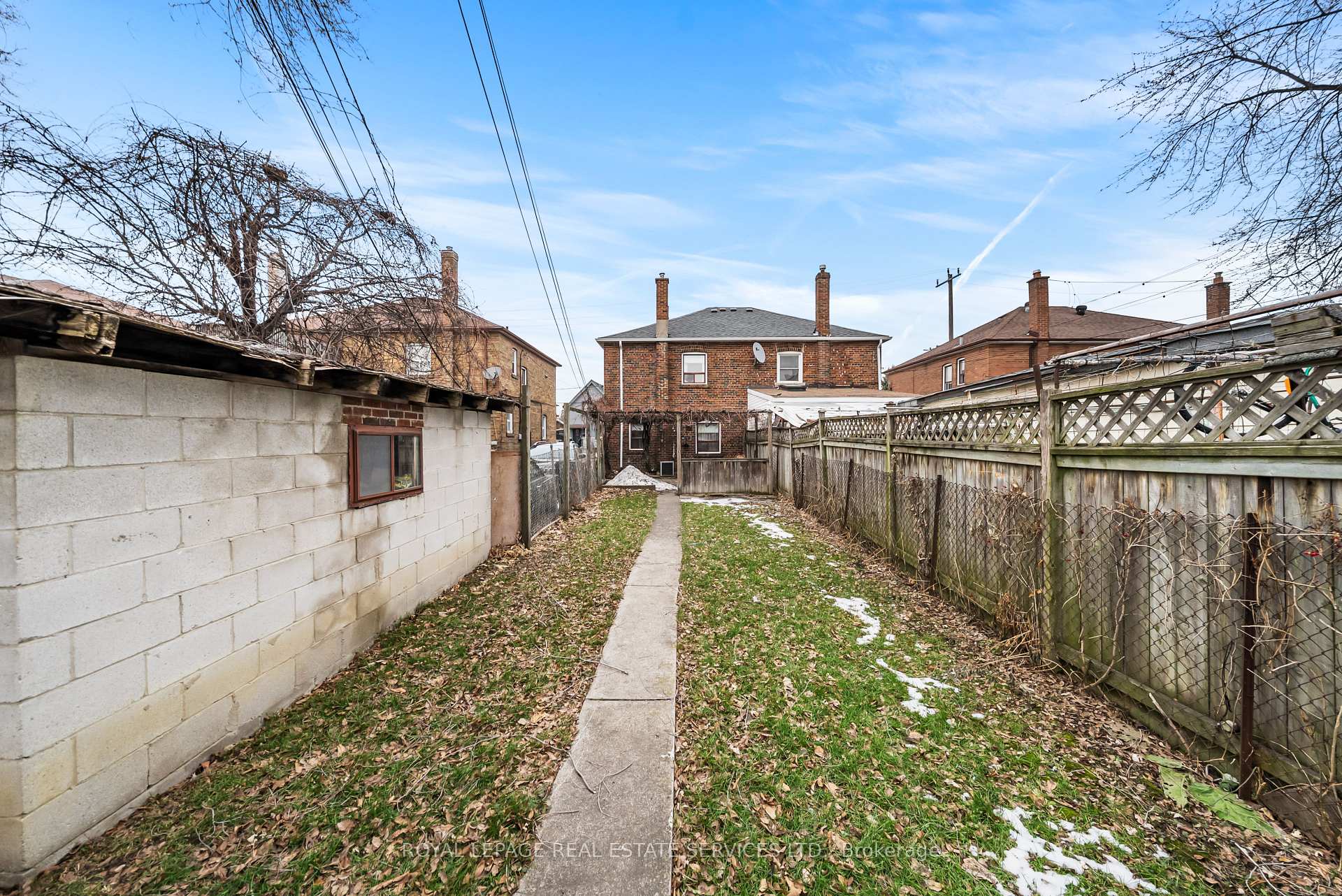 Photo 19 of 616 Old Weston Road, Toronto, Weston-Pellam Park — HOMEH