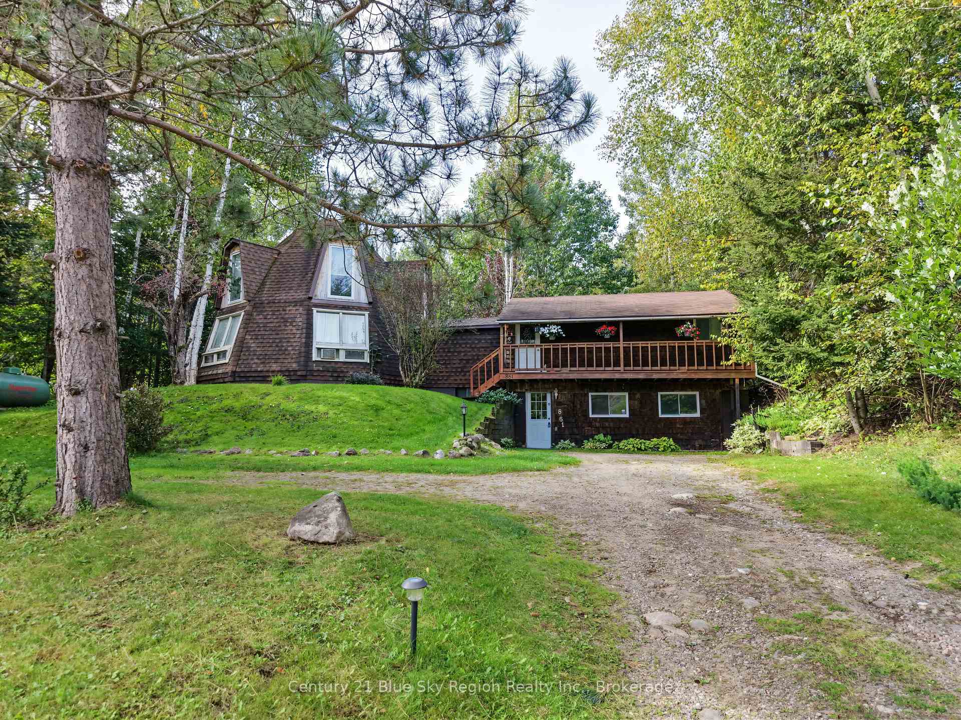 Photo 1 of 861 Pinecreek Road S, Callander — HOMEH