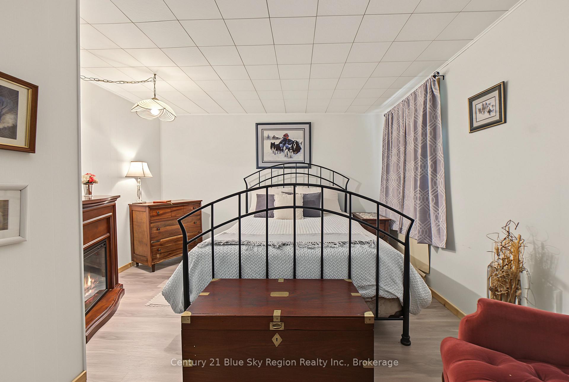 Photo 25 of 861 Pinecreek Road S, Callander — HOMEH