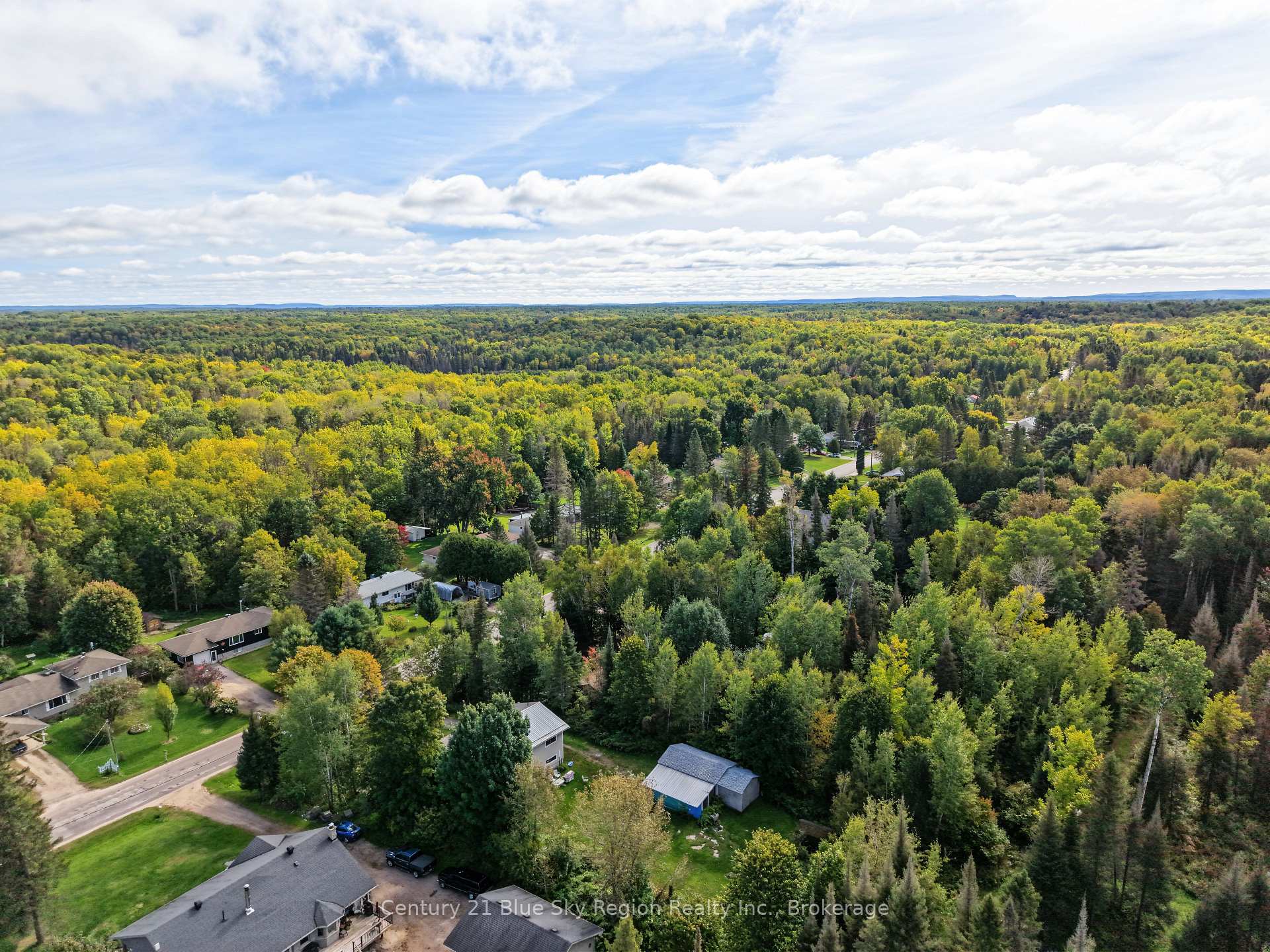 Photo 41 of 861 Pinecreek Road S, Callander — HOMEH