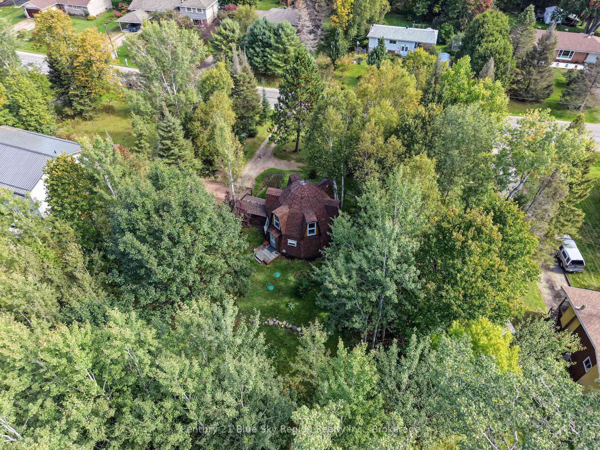 Photo 43 of 861 Pinecreek Road S, Callander — HOMEH